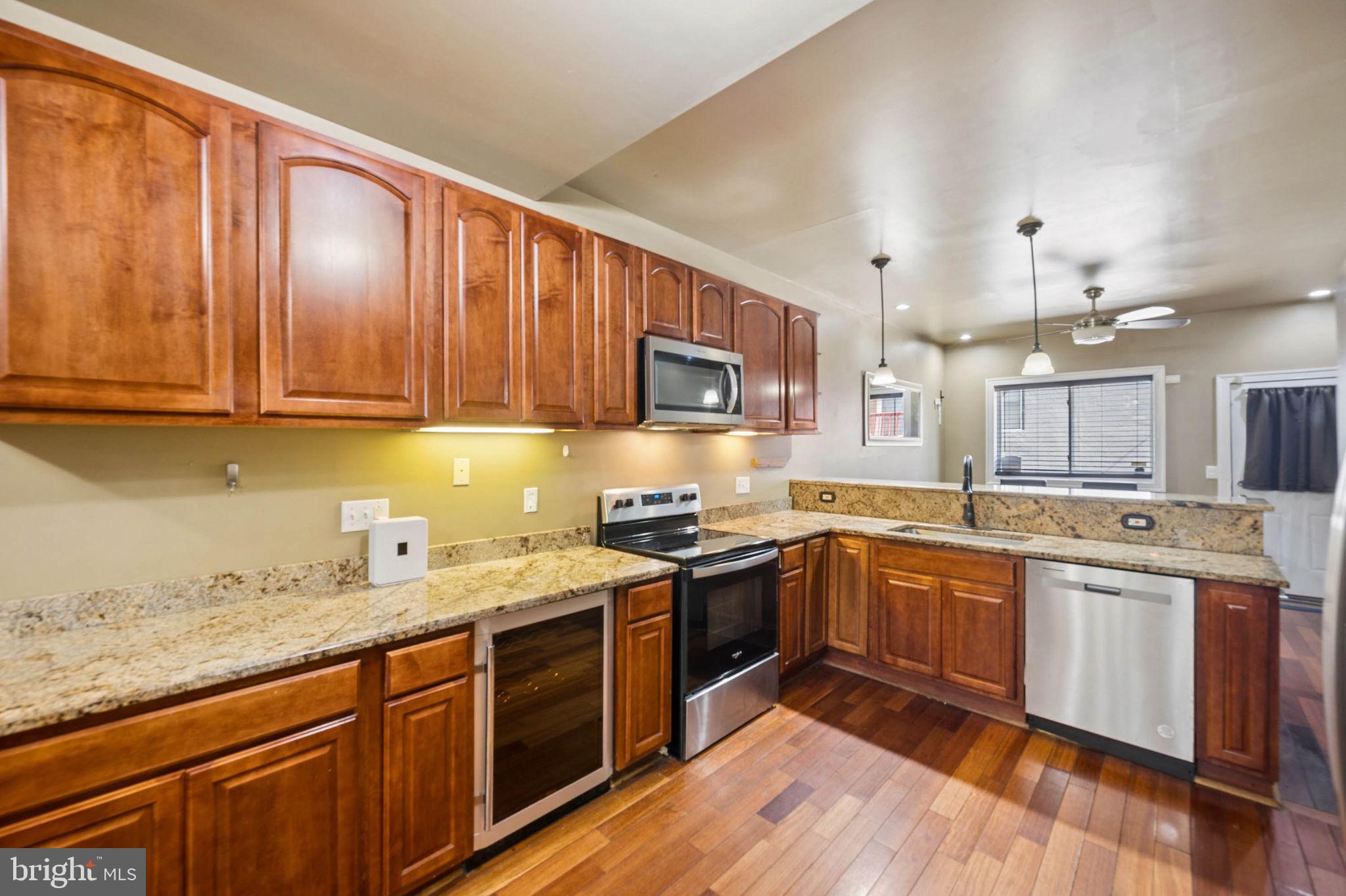 BUTCHERS HILL - Residential