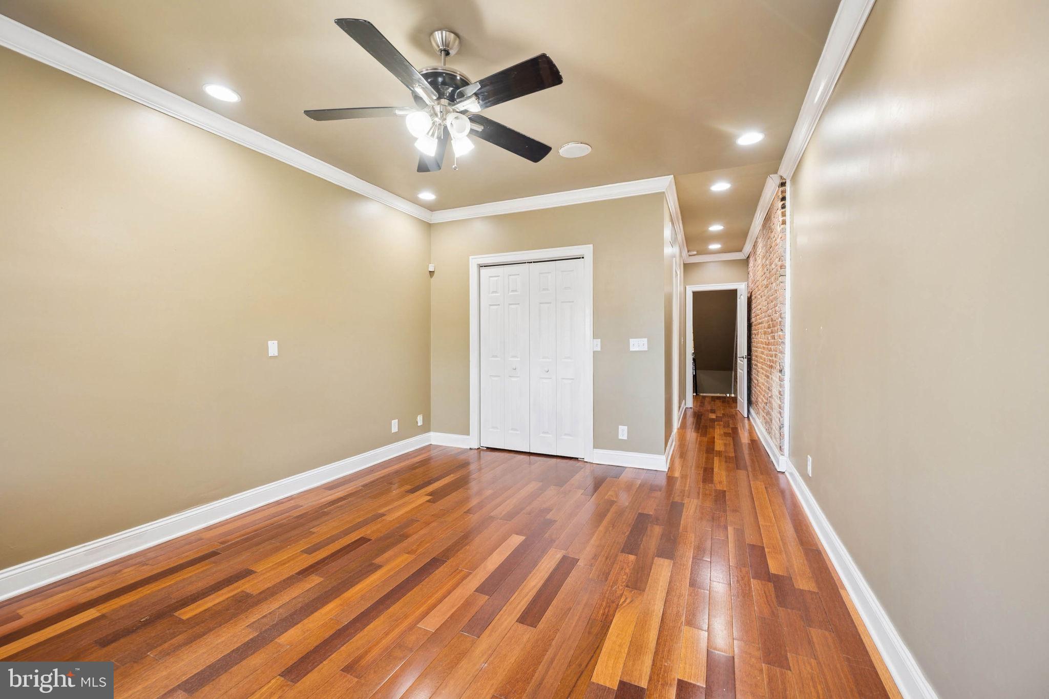 BUTCHERS HILL - Residential