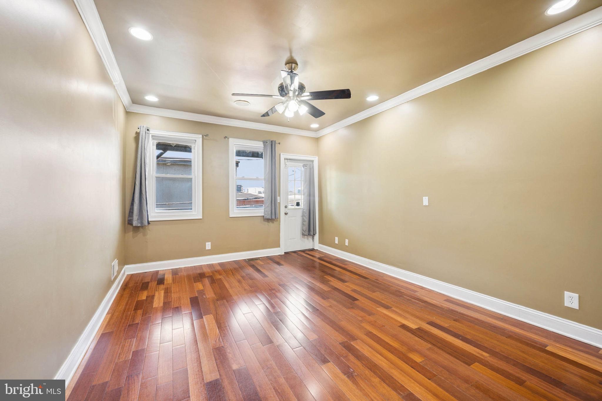 BUTCHERS HILL - Residential