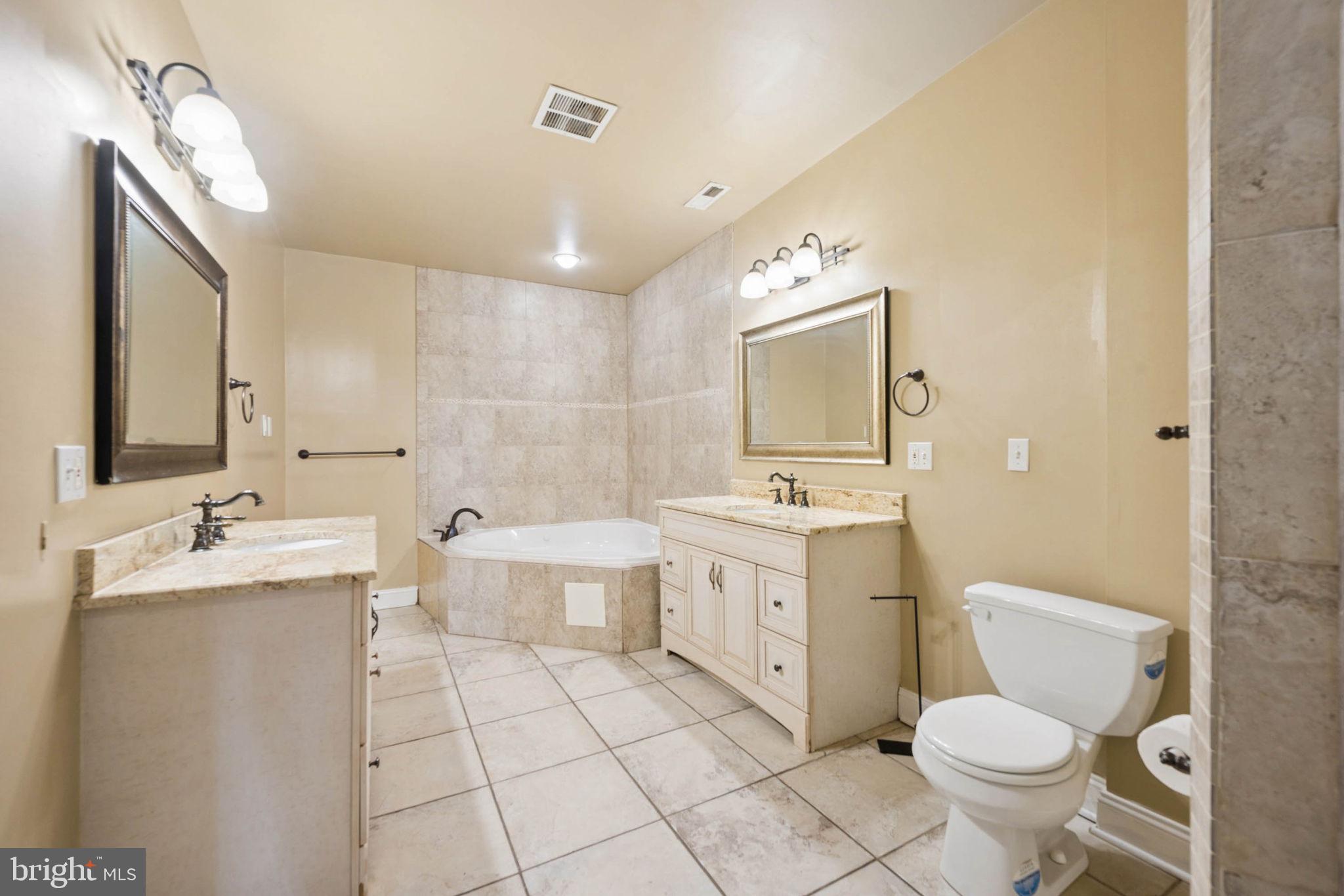 BUTCHERS HILL - Residential