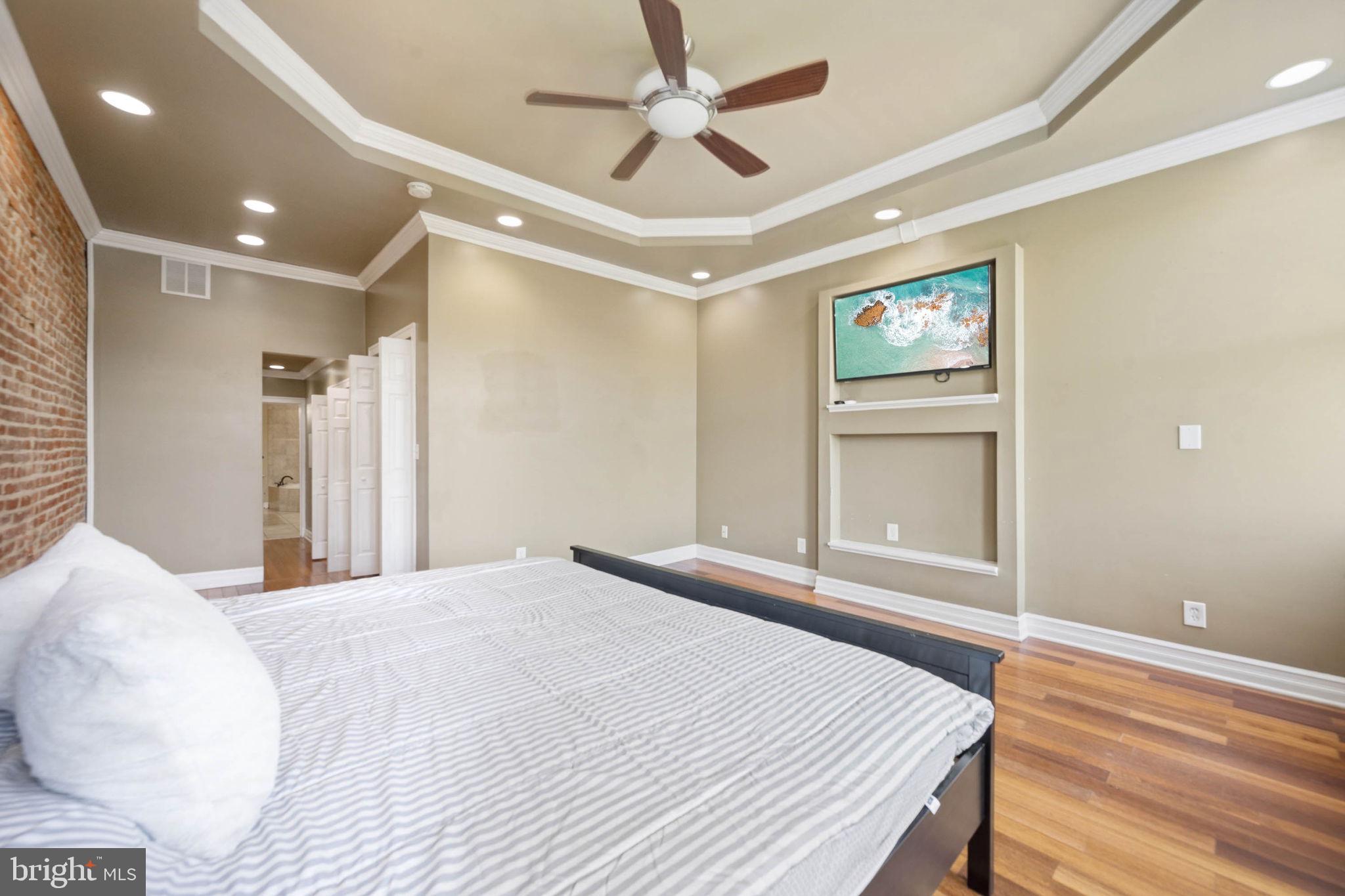 BUTCHERS HILL - Residential