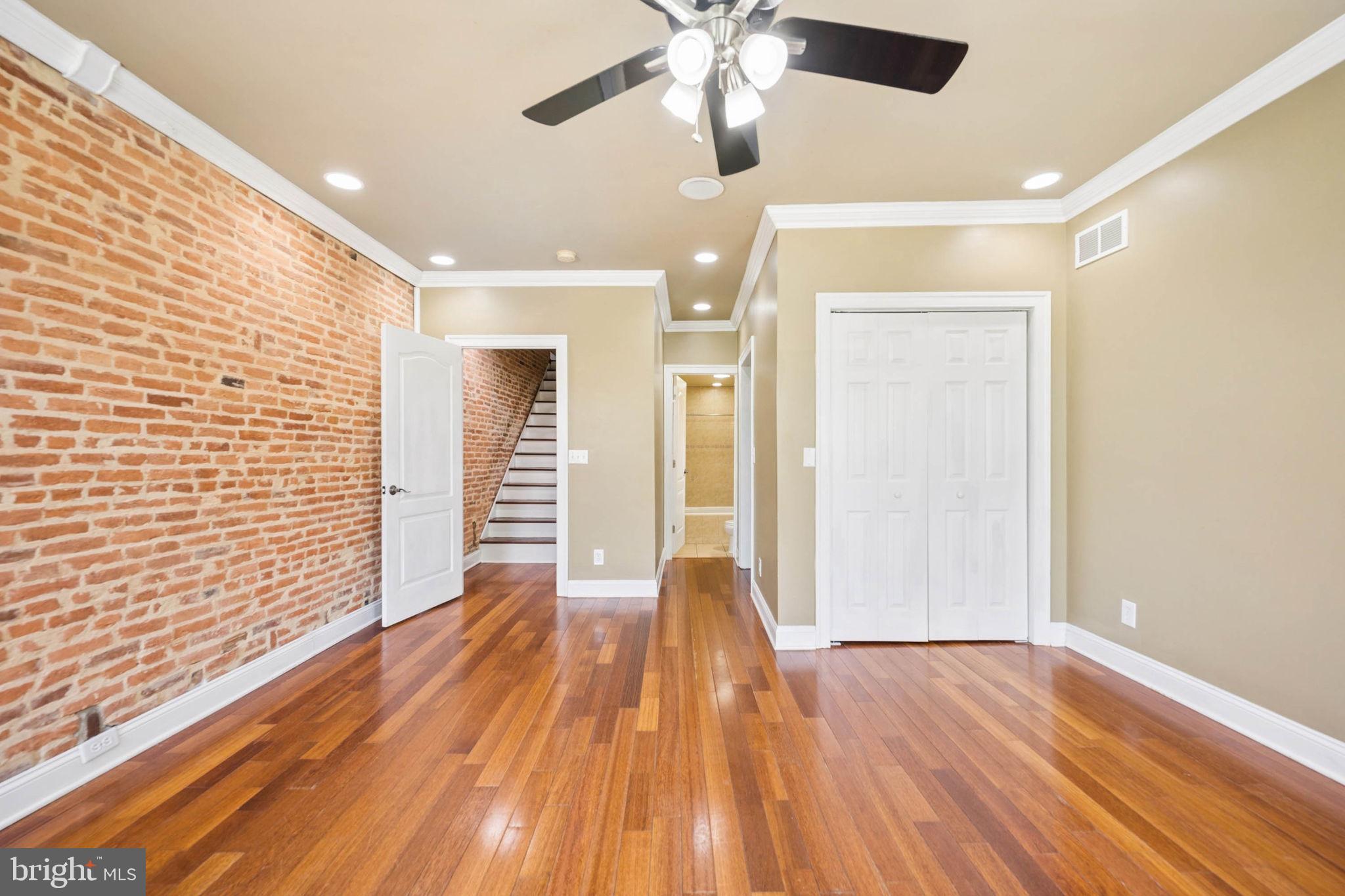 BUTCHERS HILL - Residential