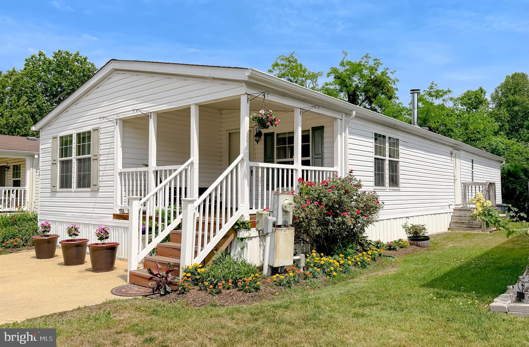 BOONES ESTATES - Residential