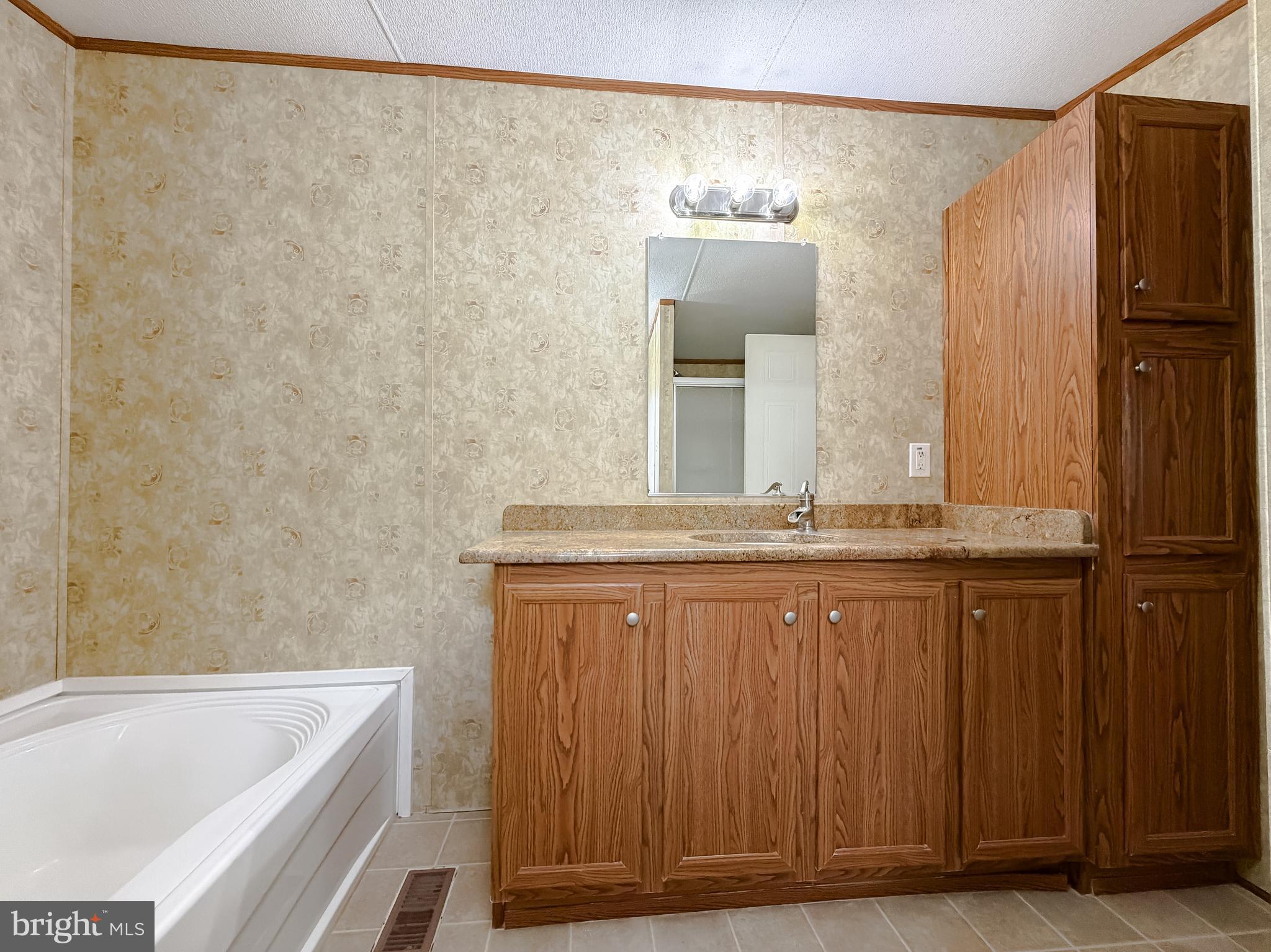 BOONES ESTATES - Residential