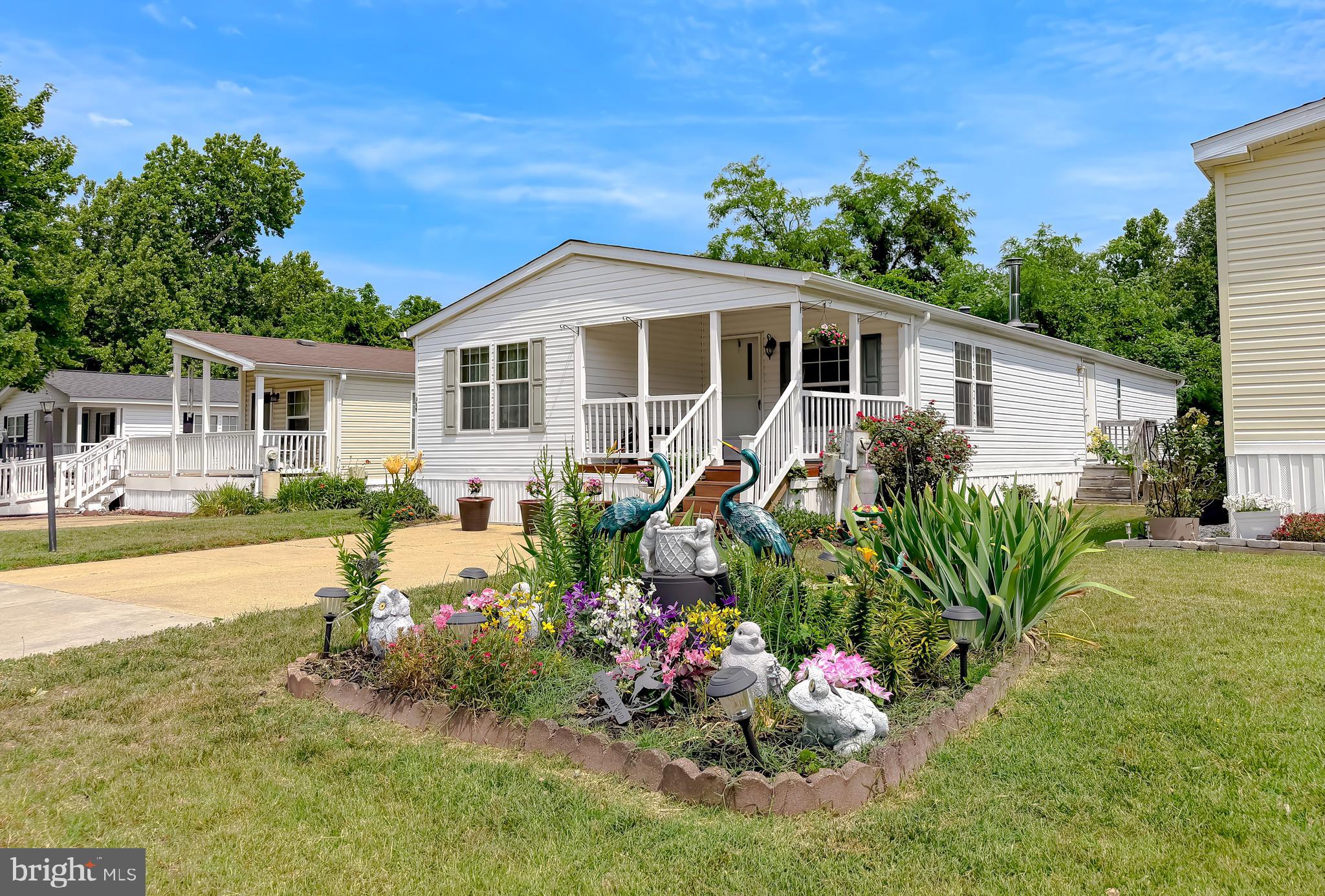 BOONES ESTATES - Residential