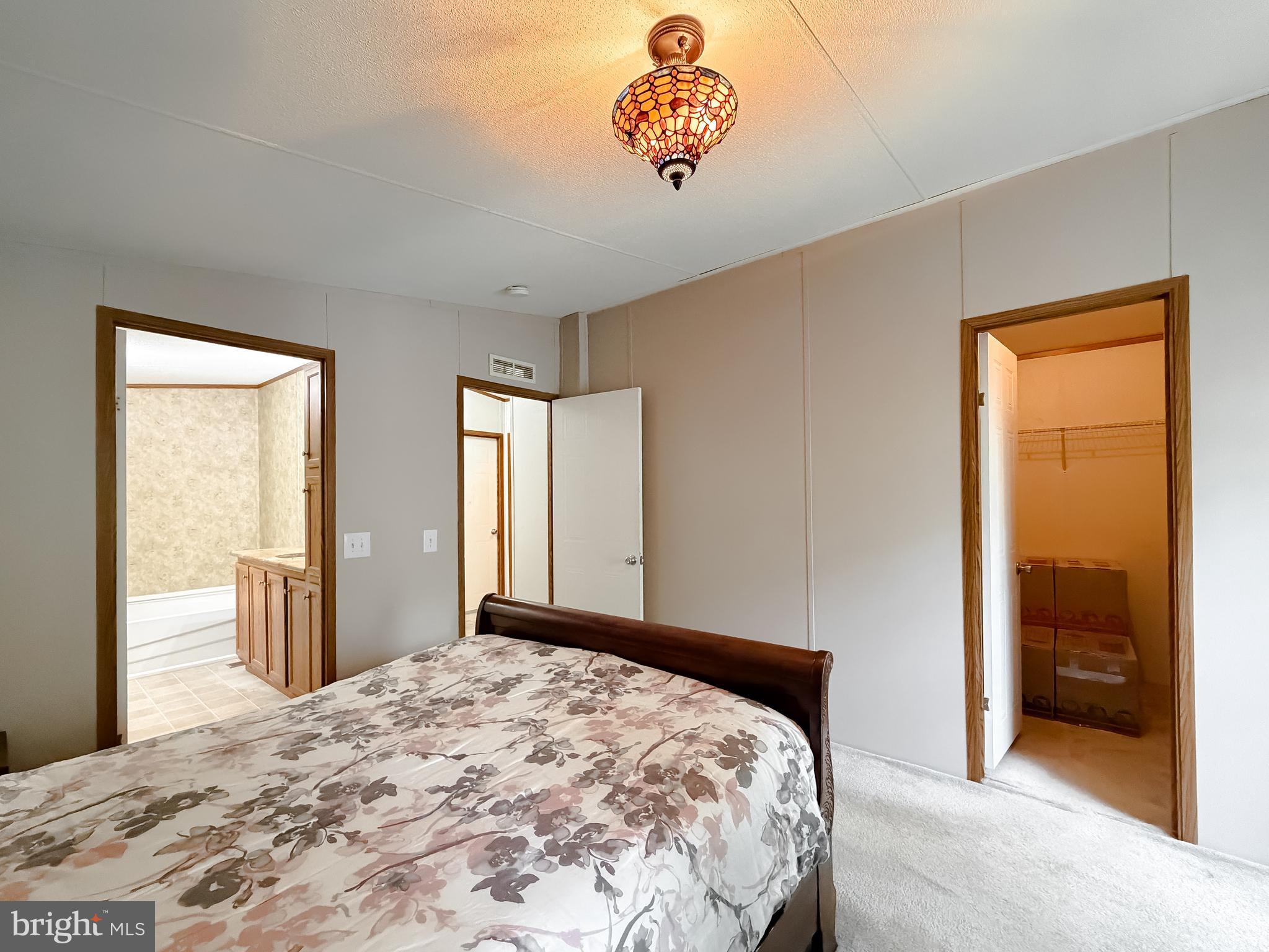 BOONES ESTATES - Residential