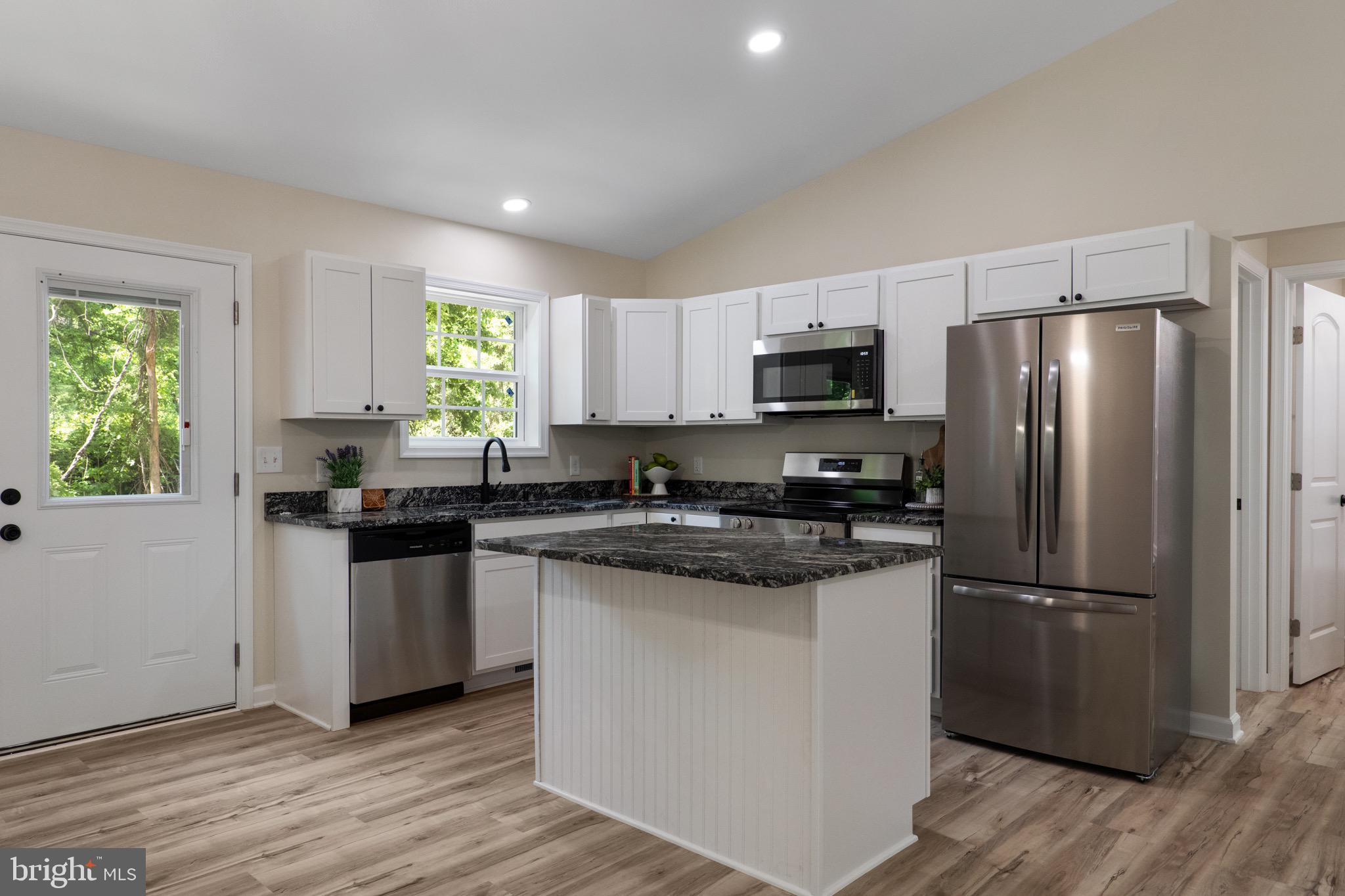 SHANNONDALE - Residential
