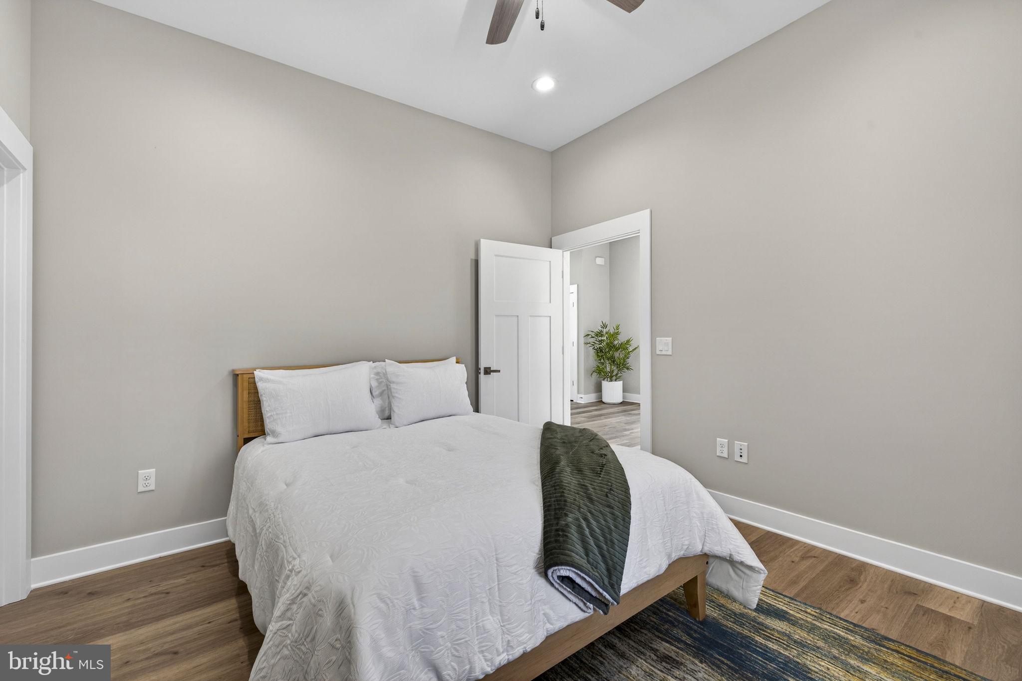 MILL RUN - Residential