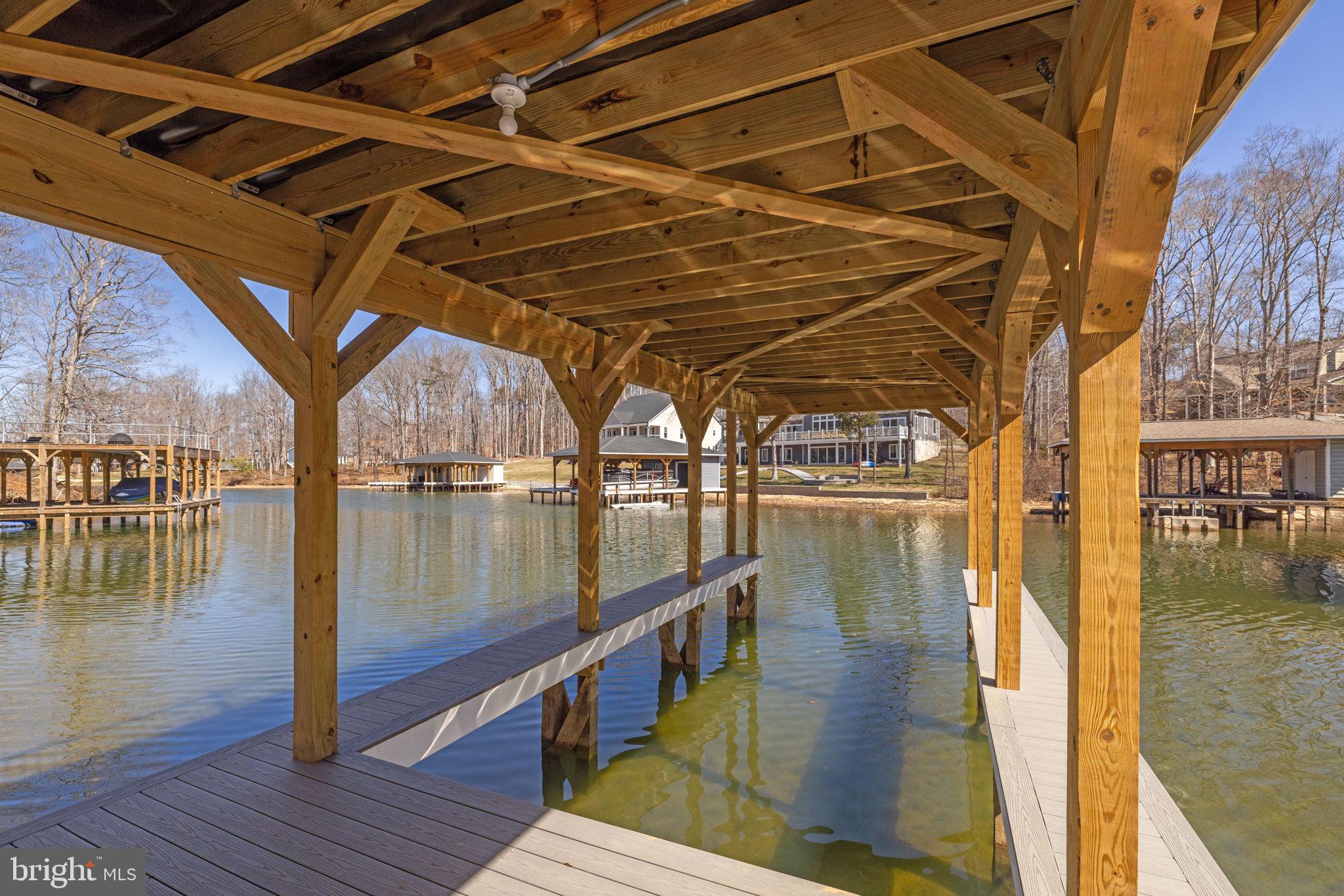 MILL RUN - Residential