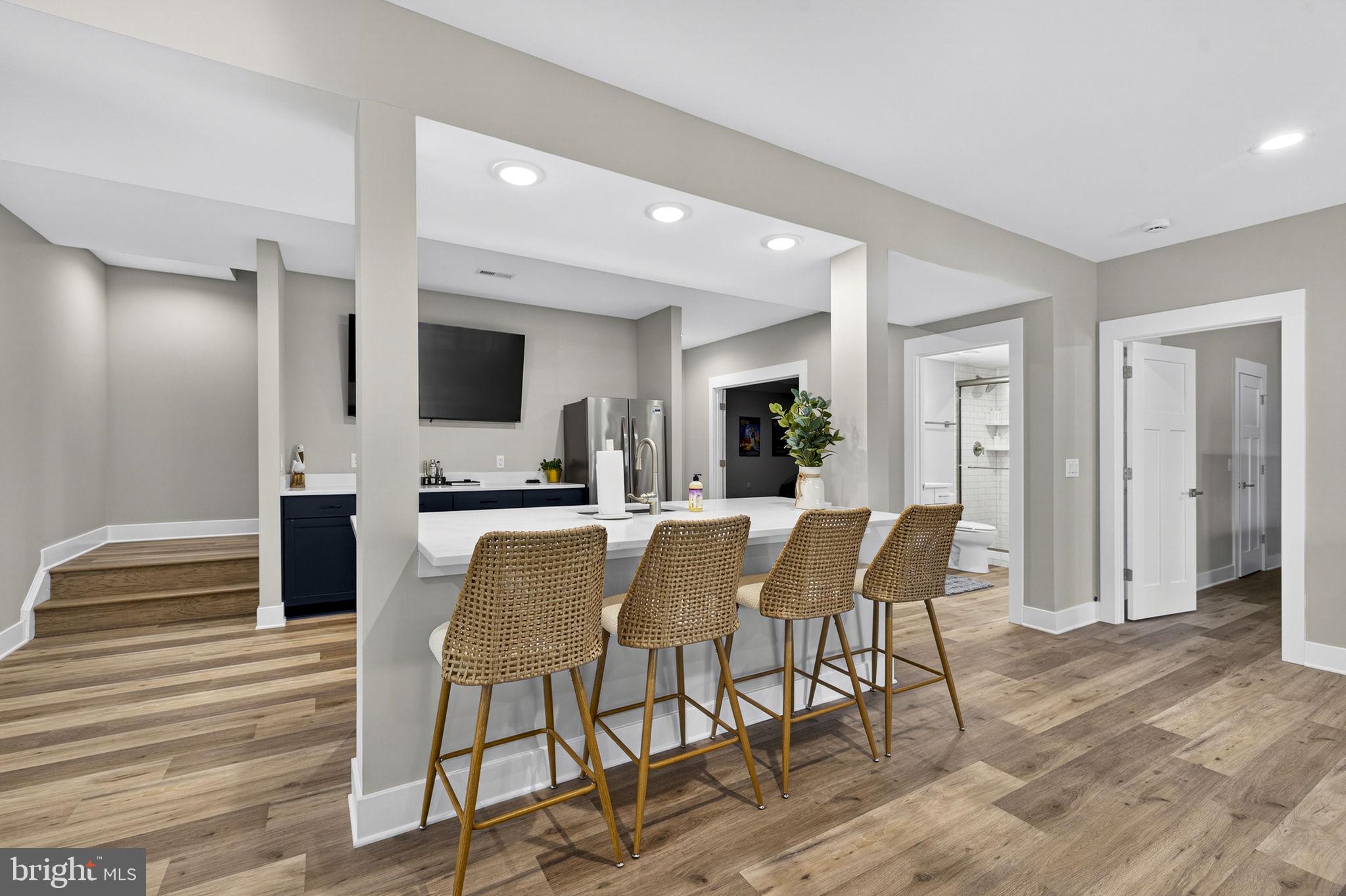 MILL RUN - Residential