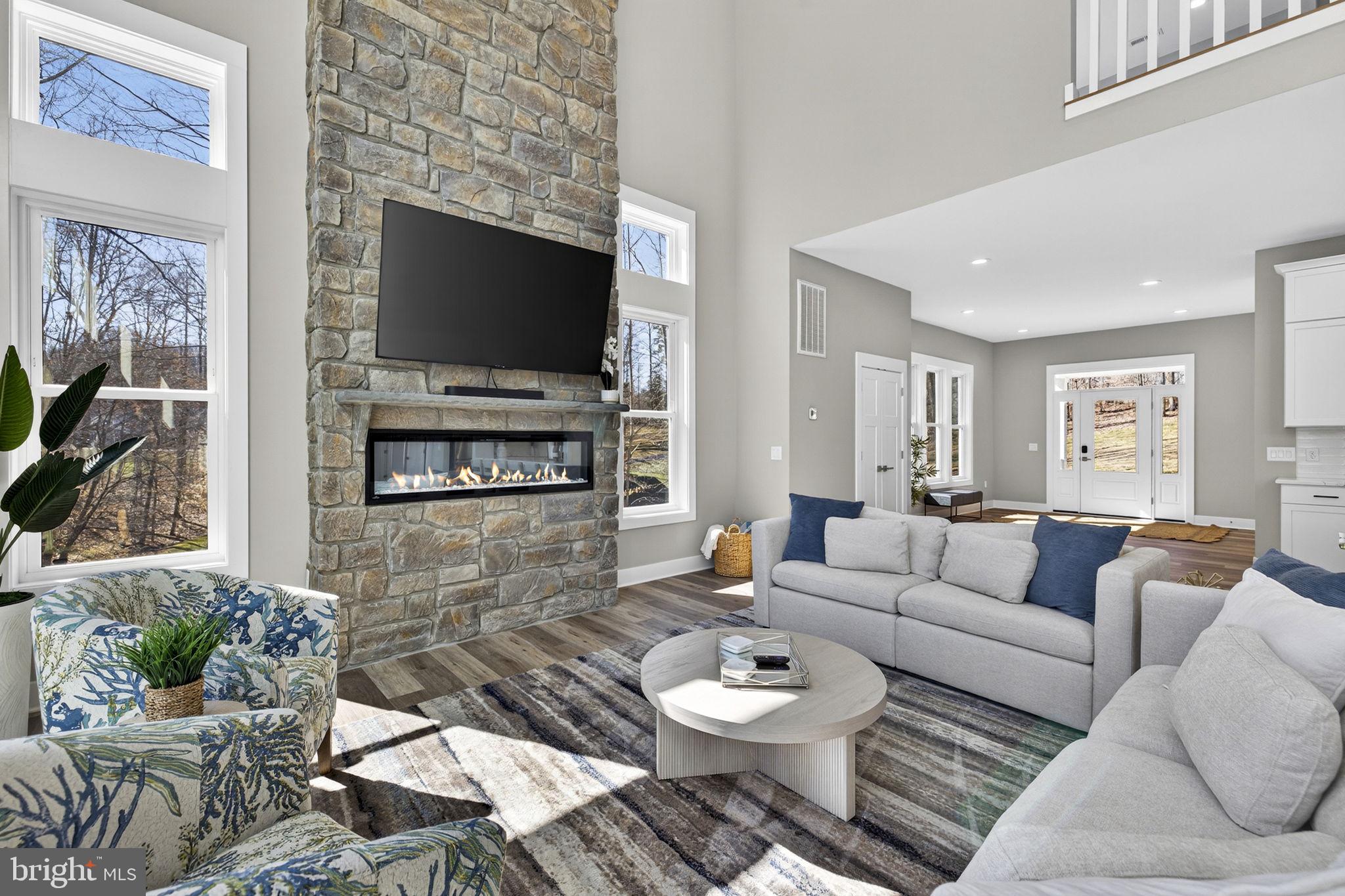MILL RUN - Residential