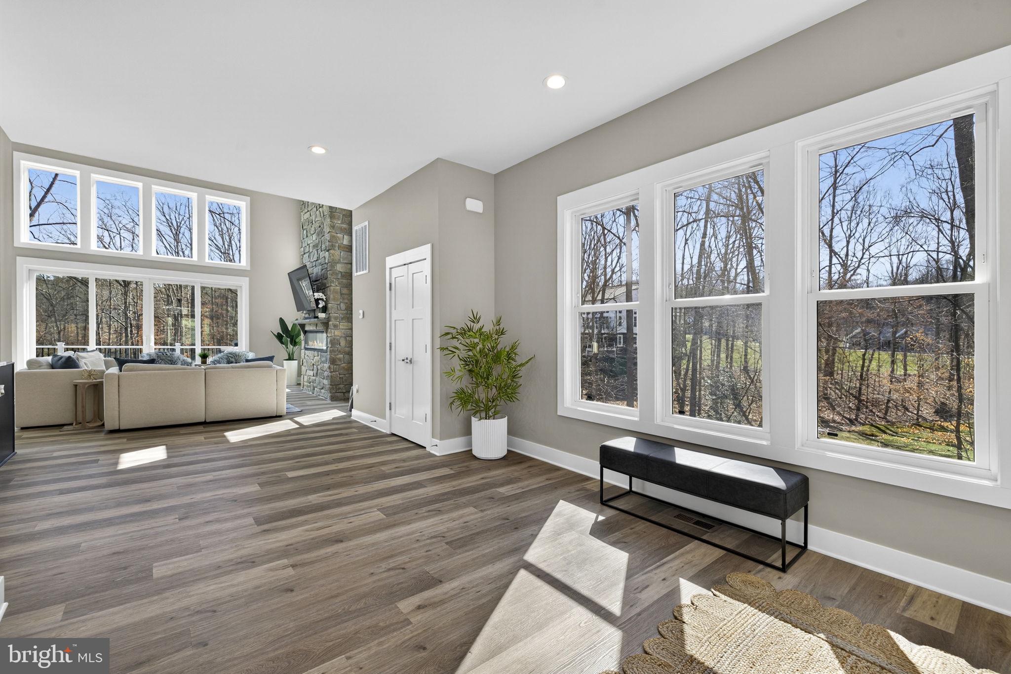 MILL RUN - Residential