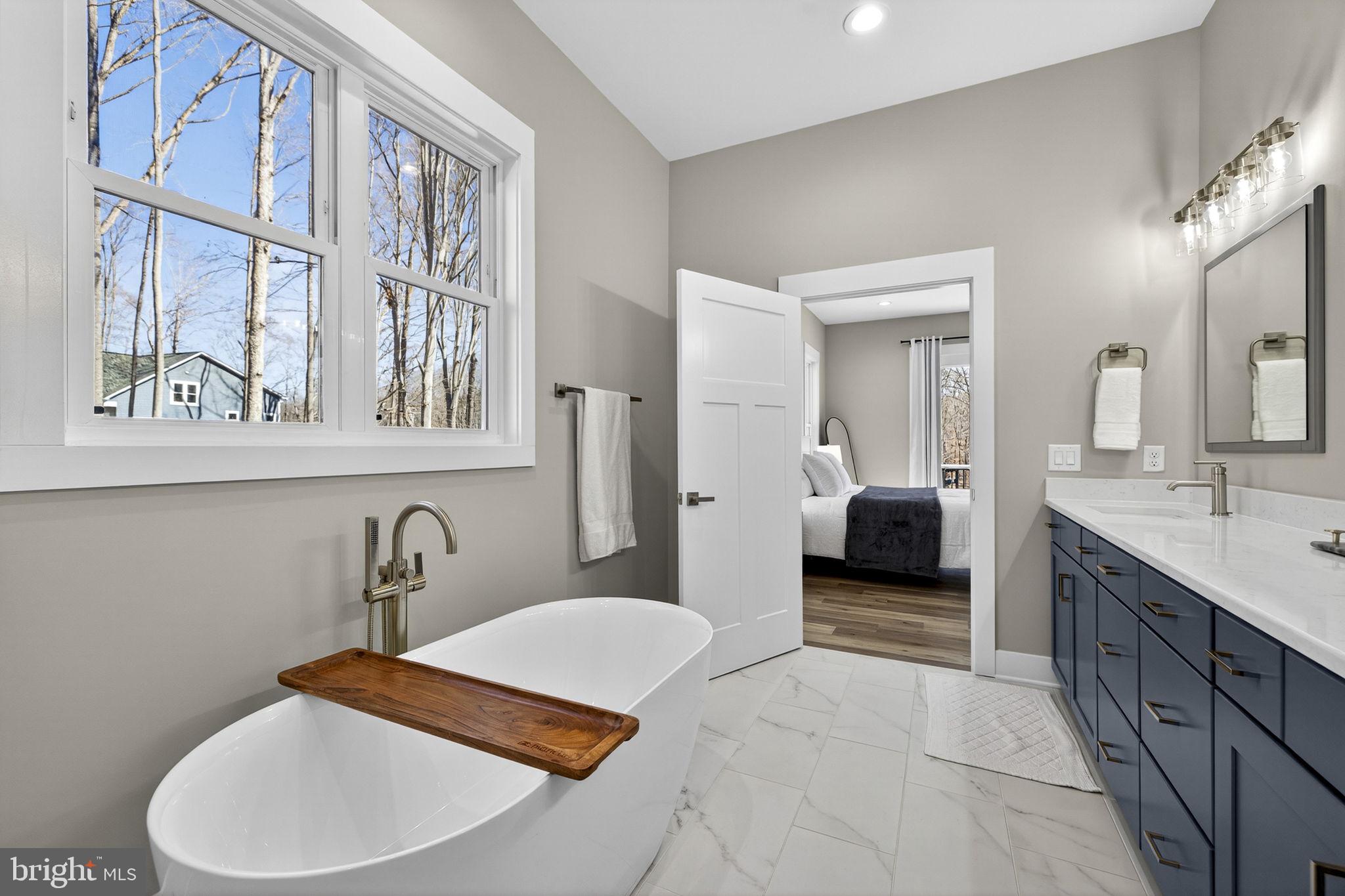 MILL RUN - Residential