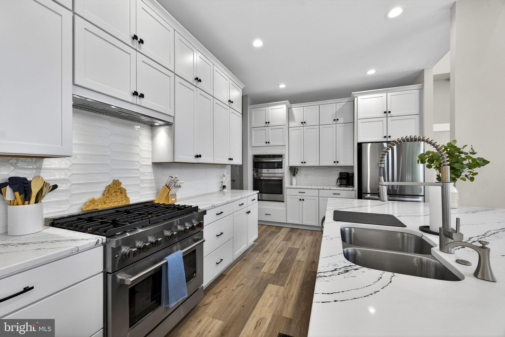 MILL RUN - Residential