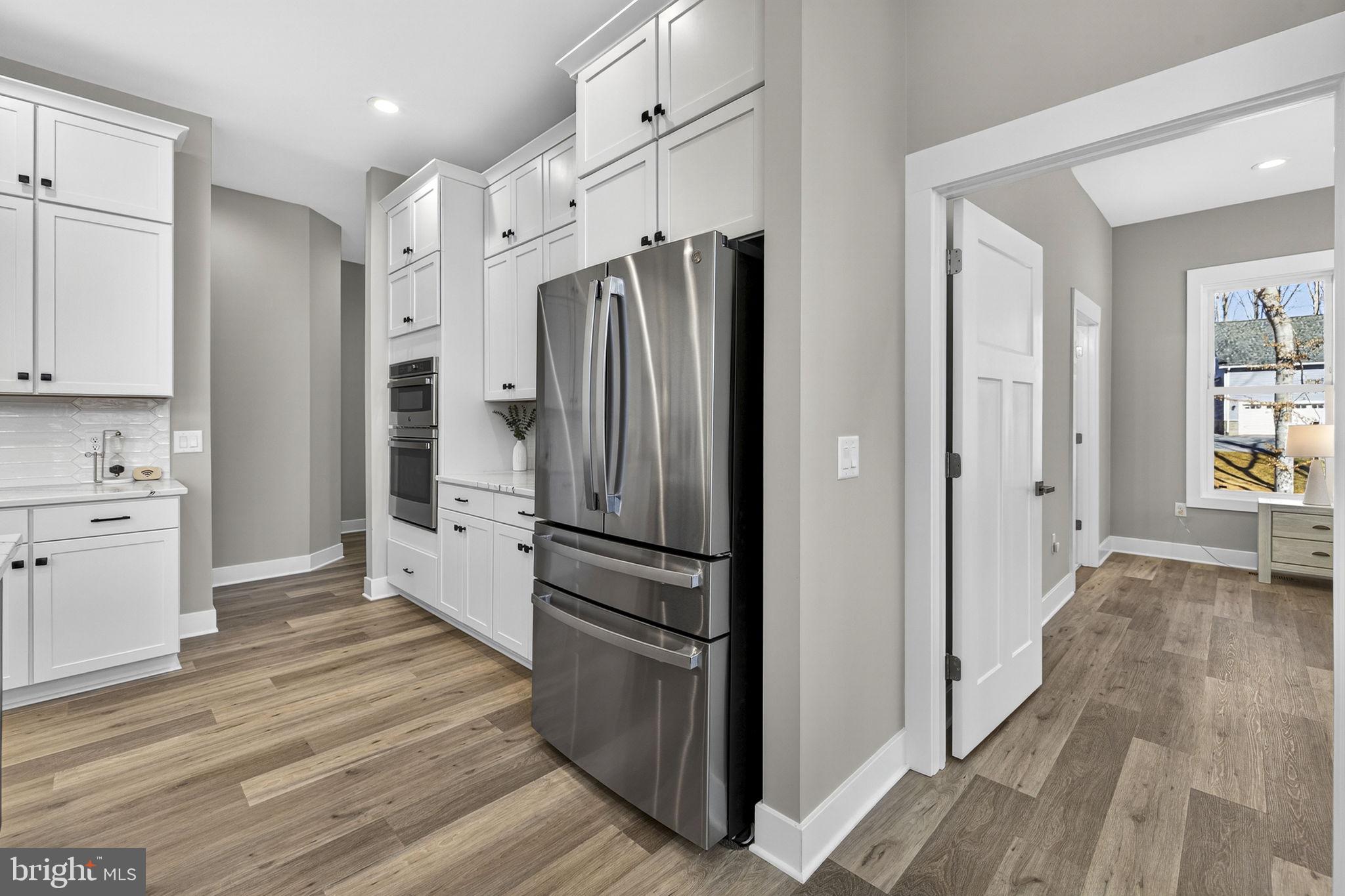 MILL RUN - Residential