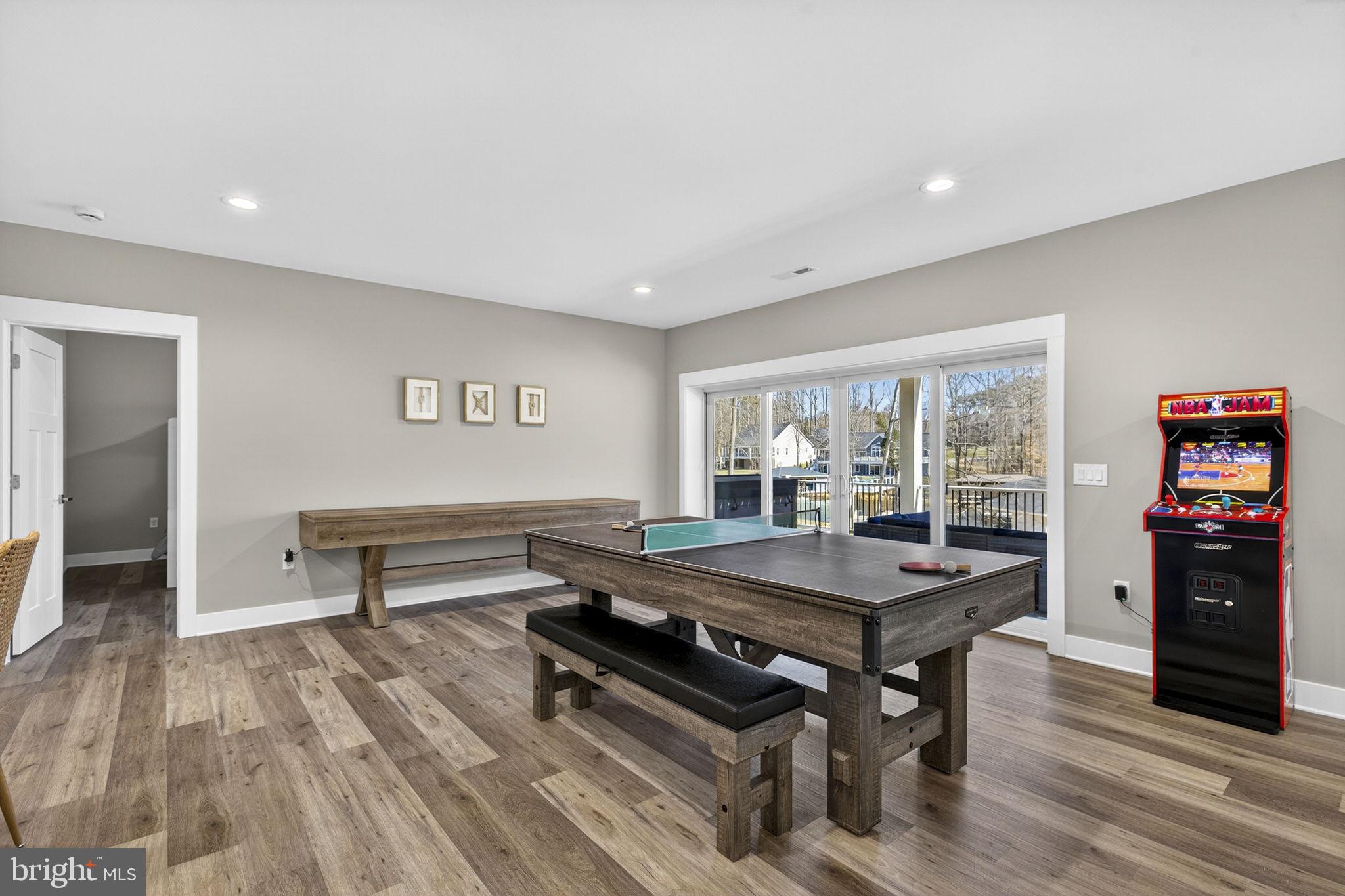 MILL RUN - Residential