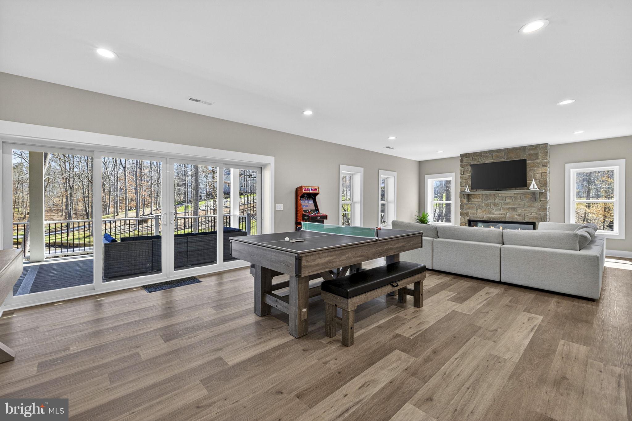 MILL RUN - Residential