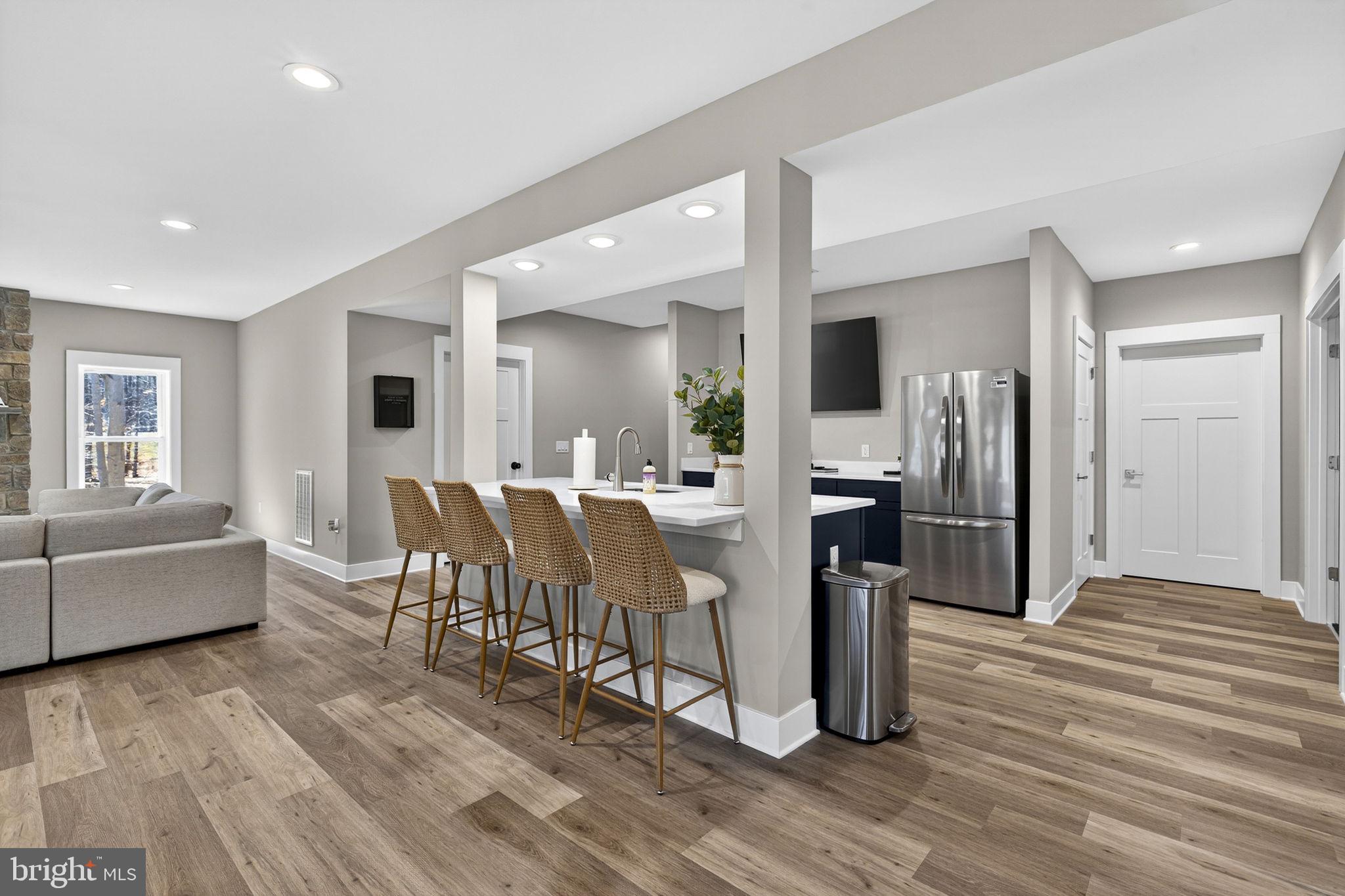 MILL RUN - Residential