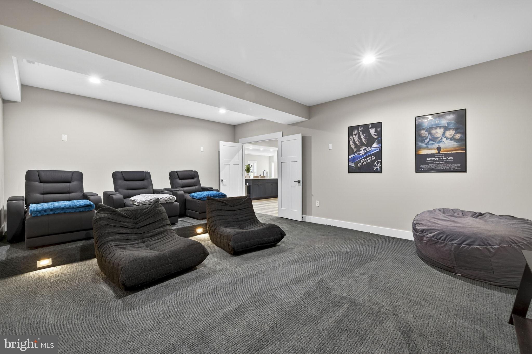 MILL RUN - Residential