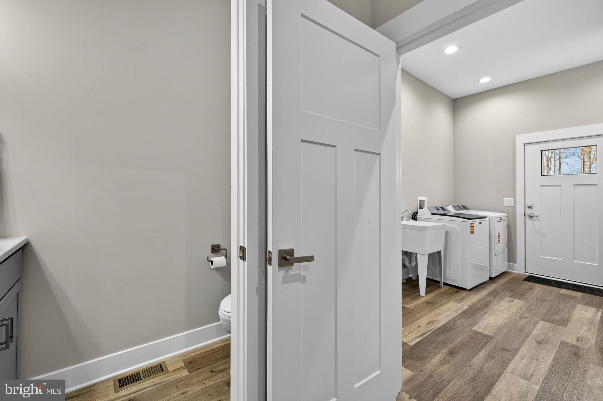 MILL RUN - Residential
