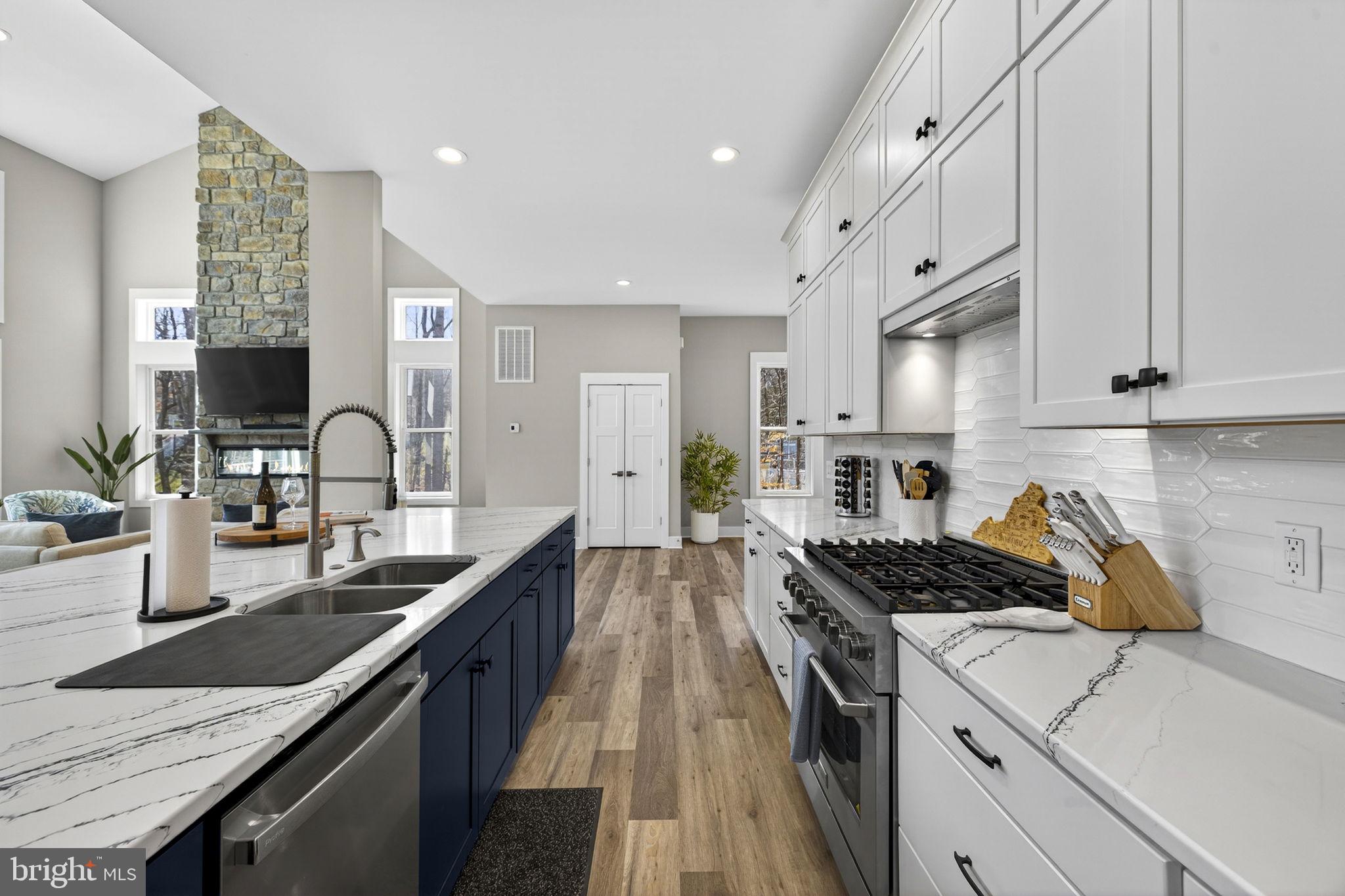 MILL RUN - Residential