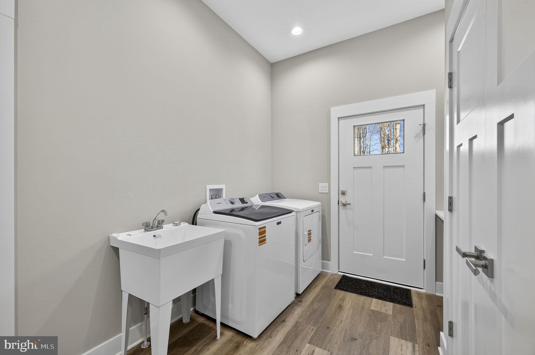 MILL RUN - Residential