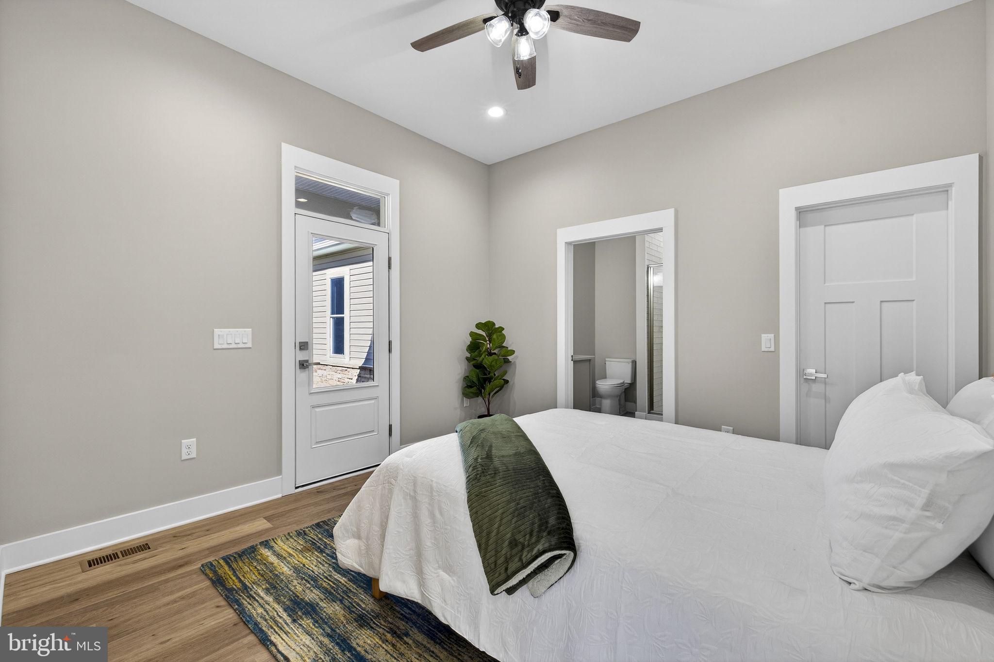 MILL RUN - Residential