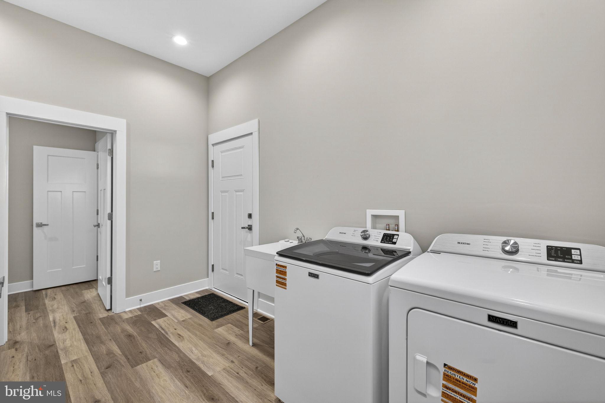 MILL RUN - Residential