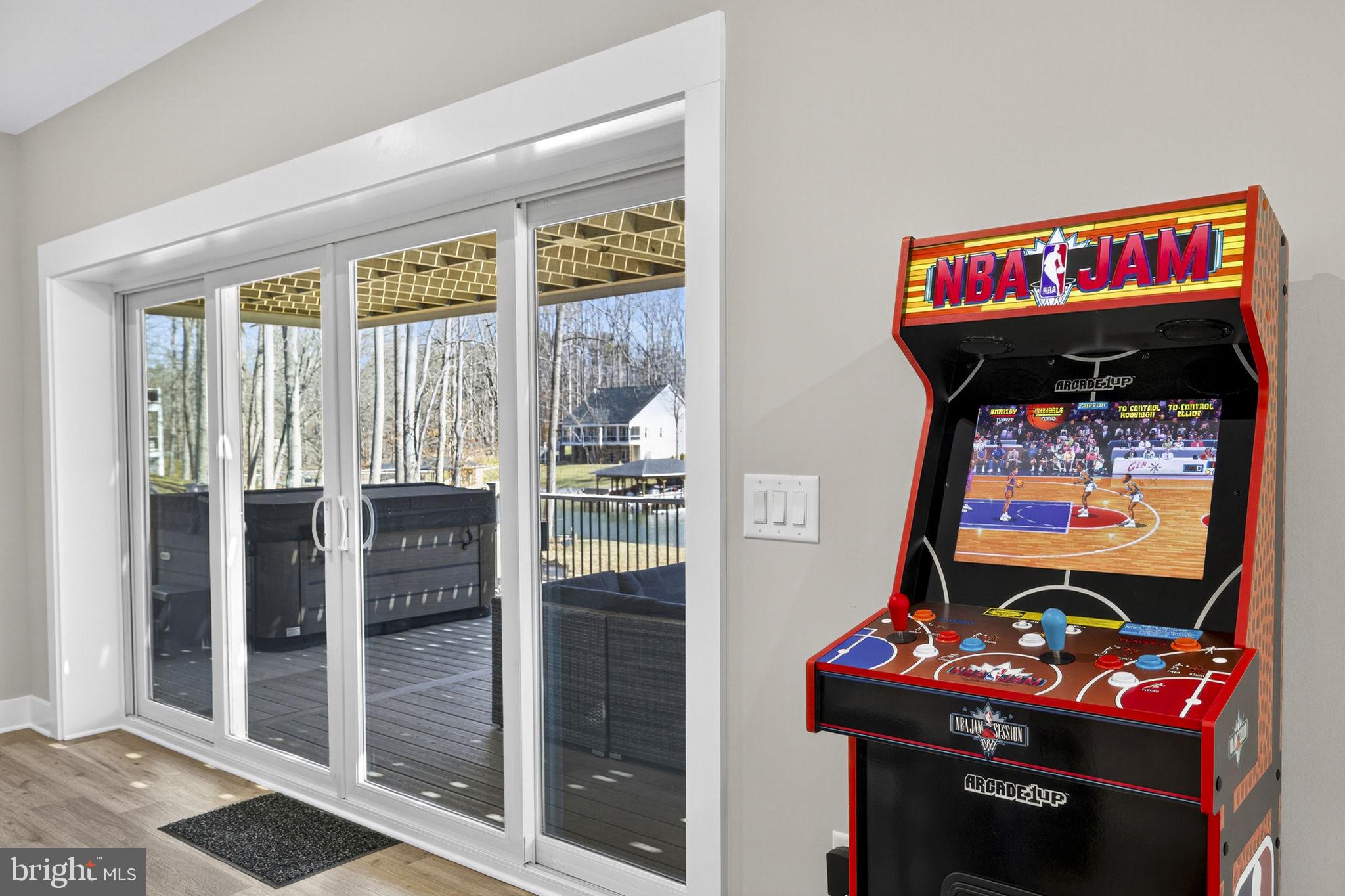 MILL RUN - Residential