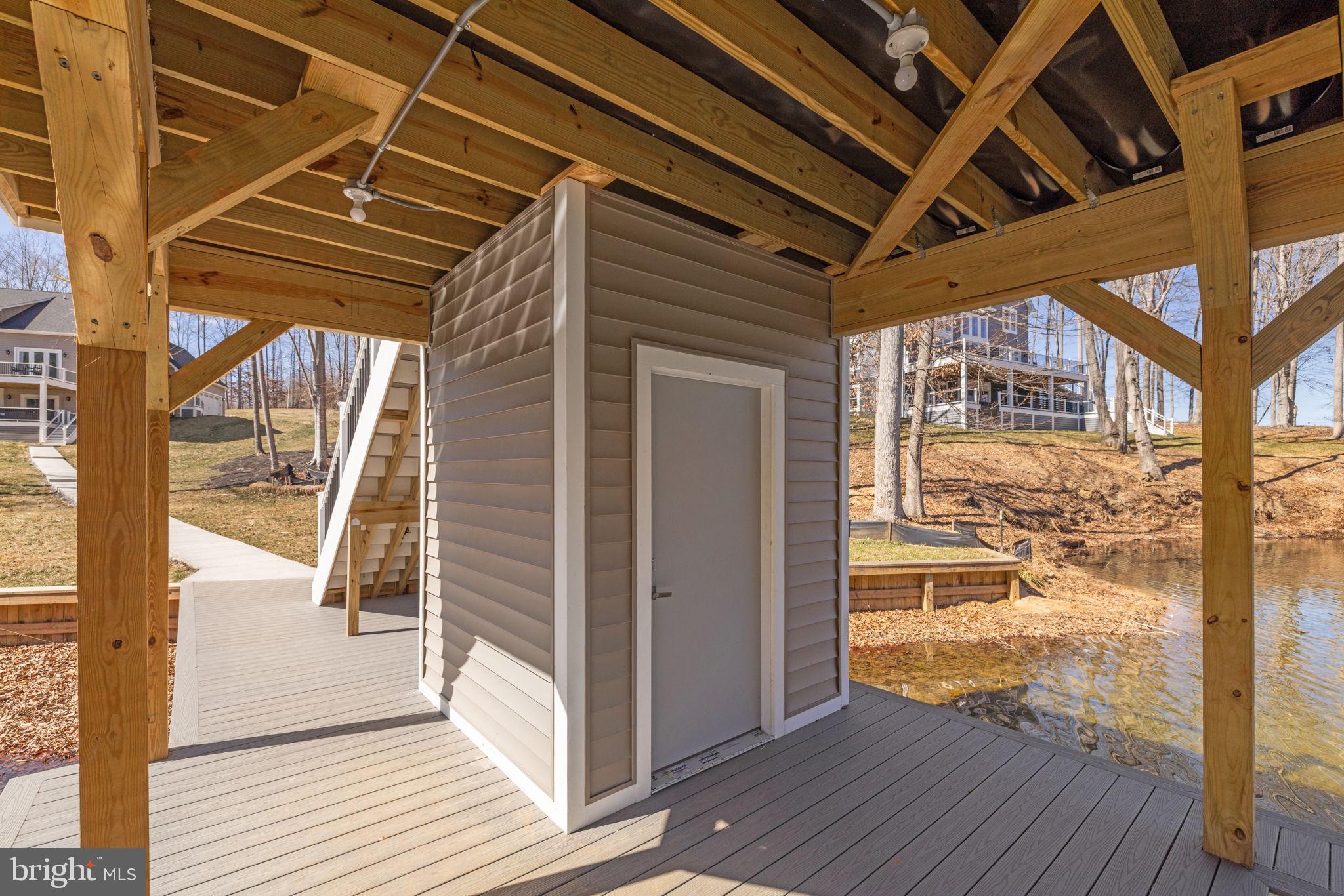 MILL RUN - Residential