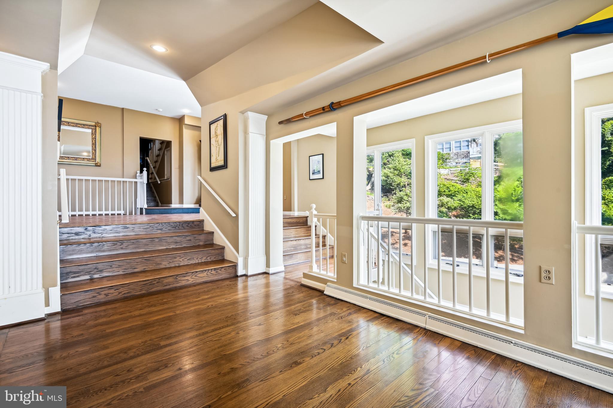 QUEEN ANNE HILL - Residential