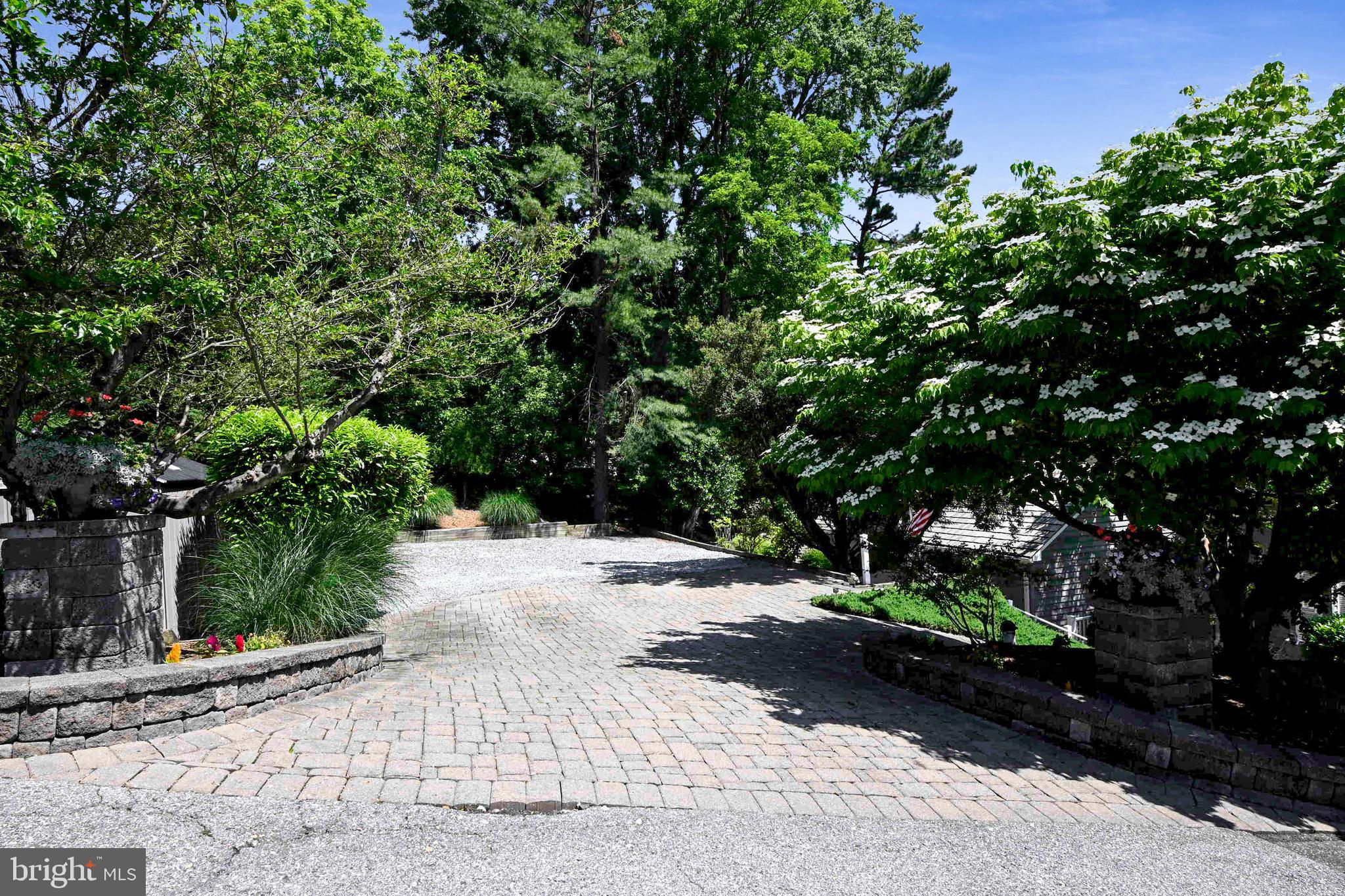 QUEEN ANNE HILL - Residential