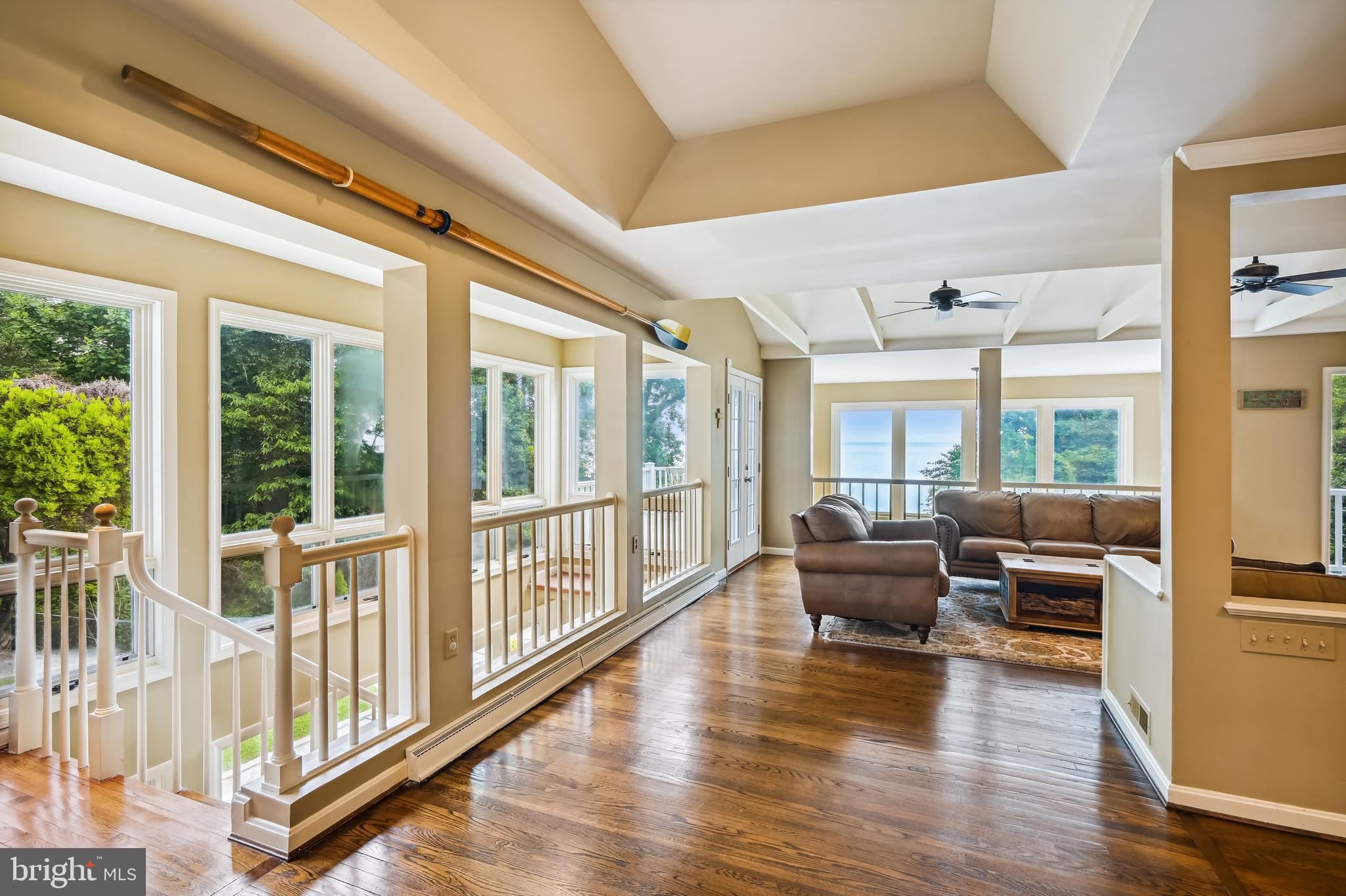 QUEEN ANNE HILL - Residential