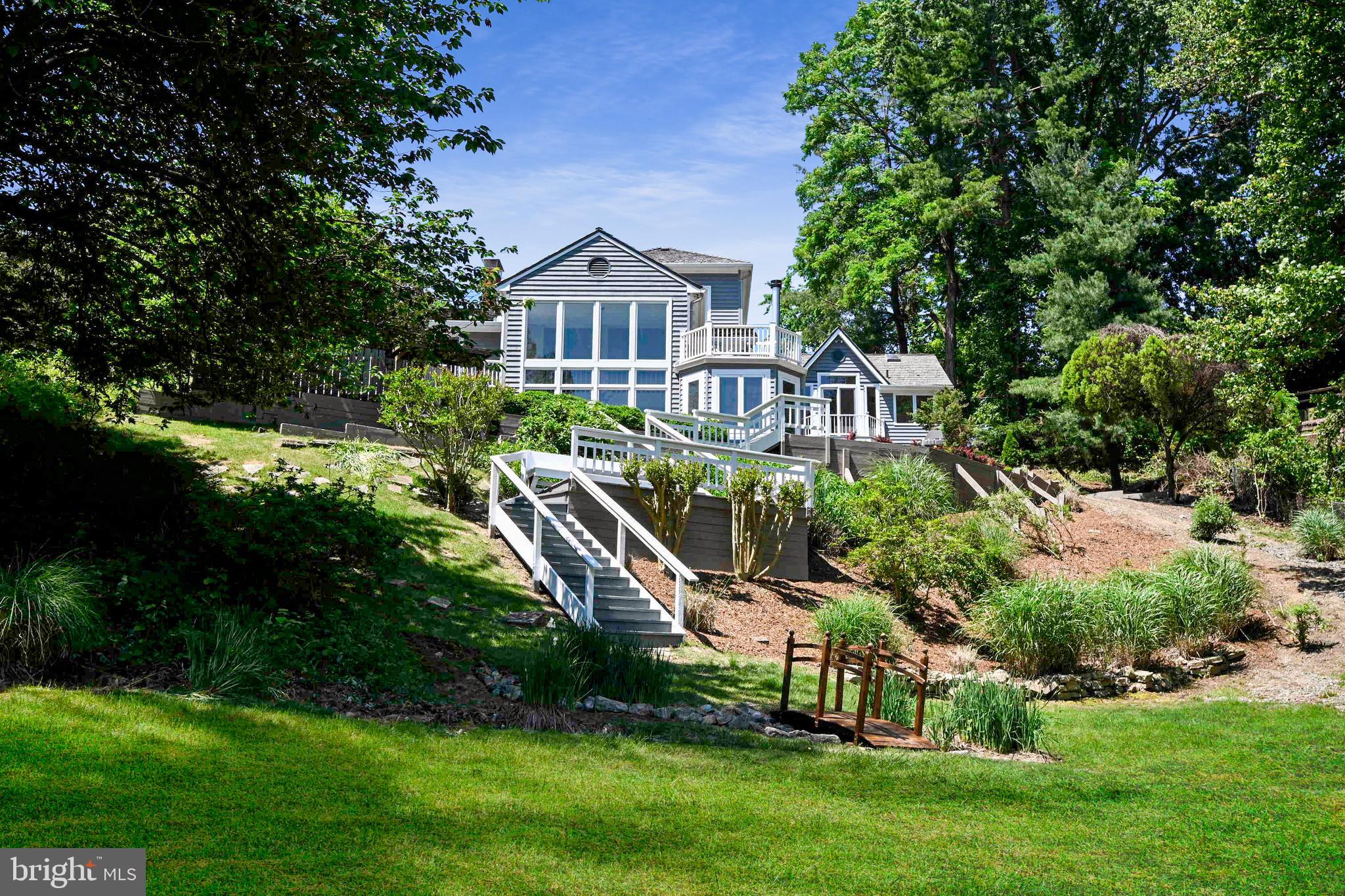 QUEEN ANNE HILL - Residential
