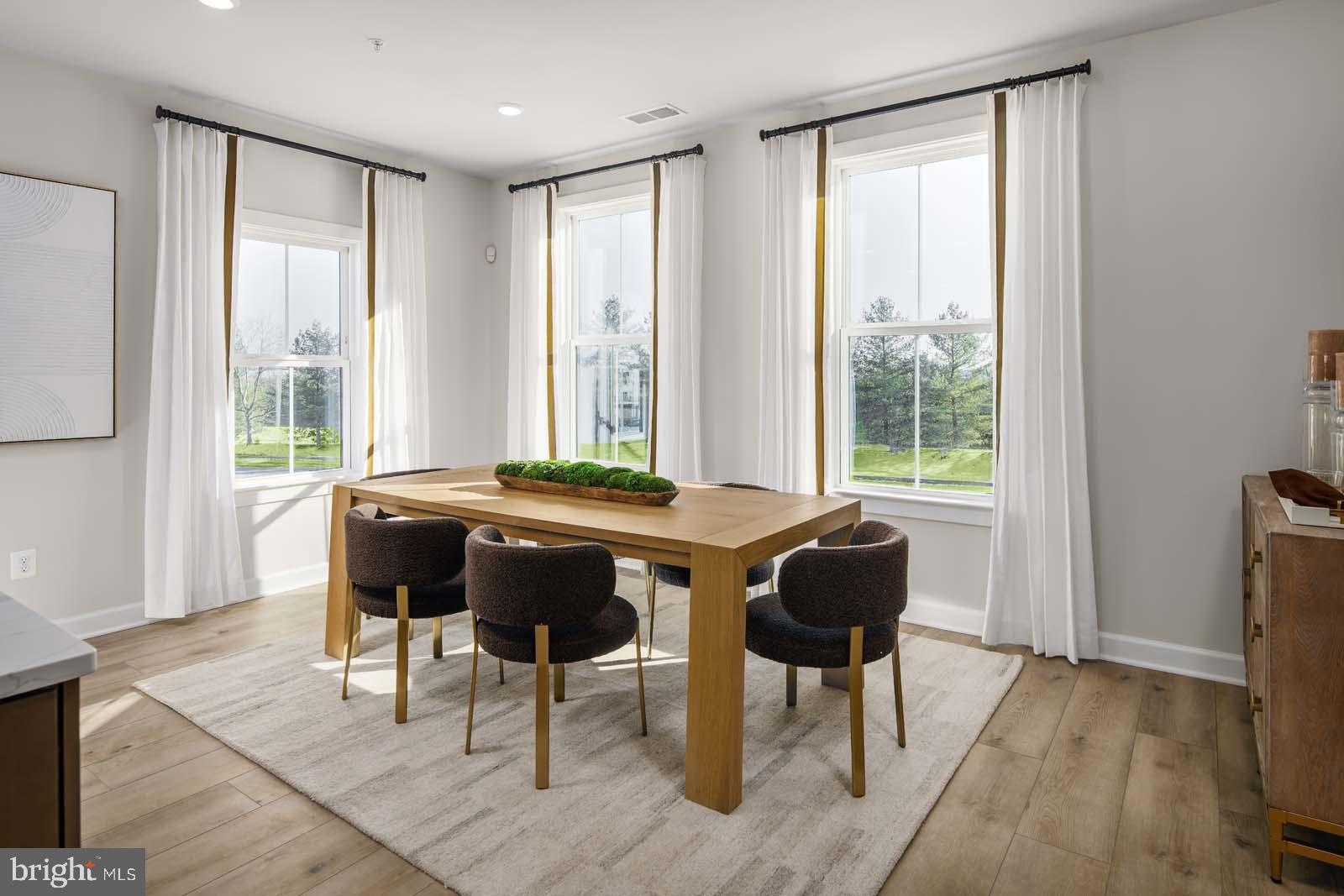 ASHBURN STATION - Residential