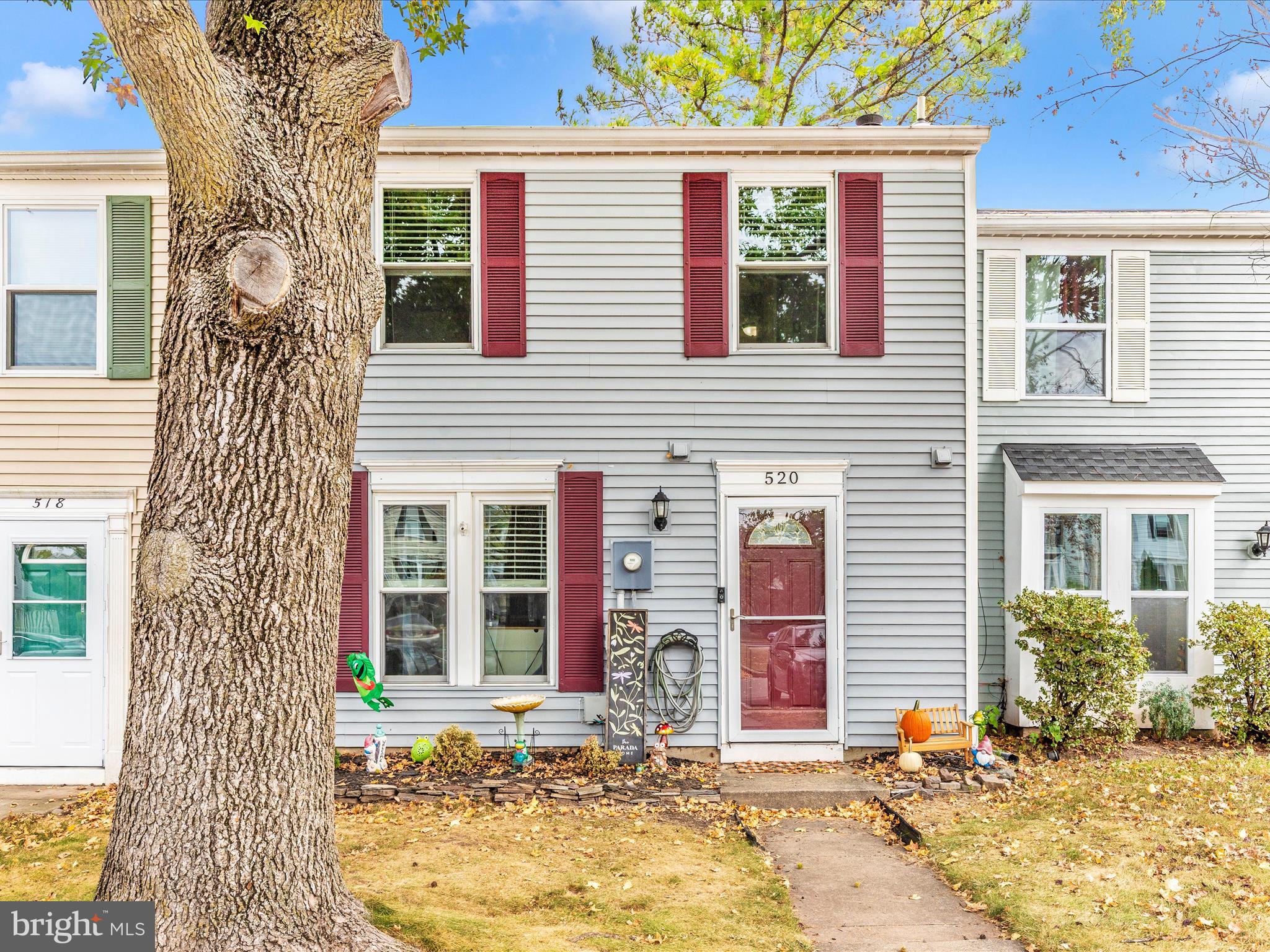 HILLCREST ORCHARDS - Residential