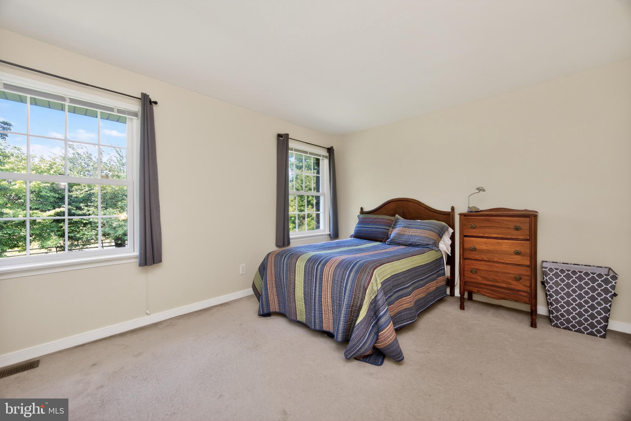 DENBIGH CHASE - Residential