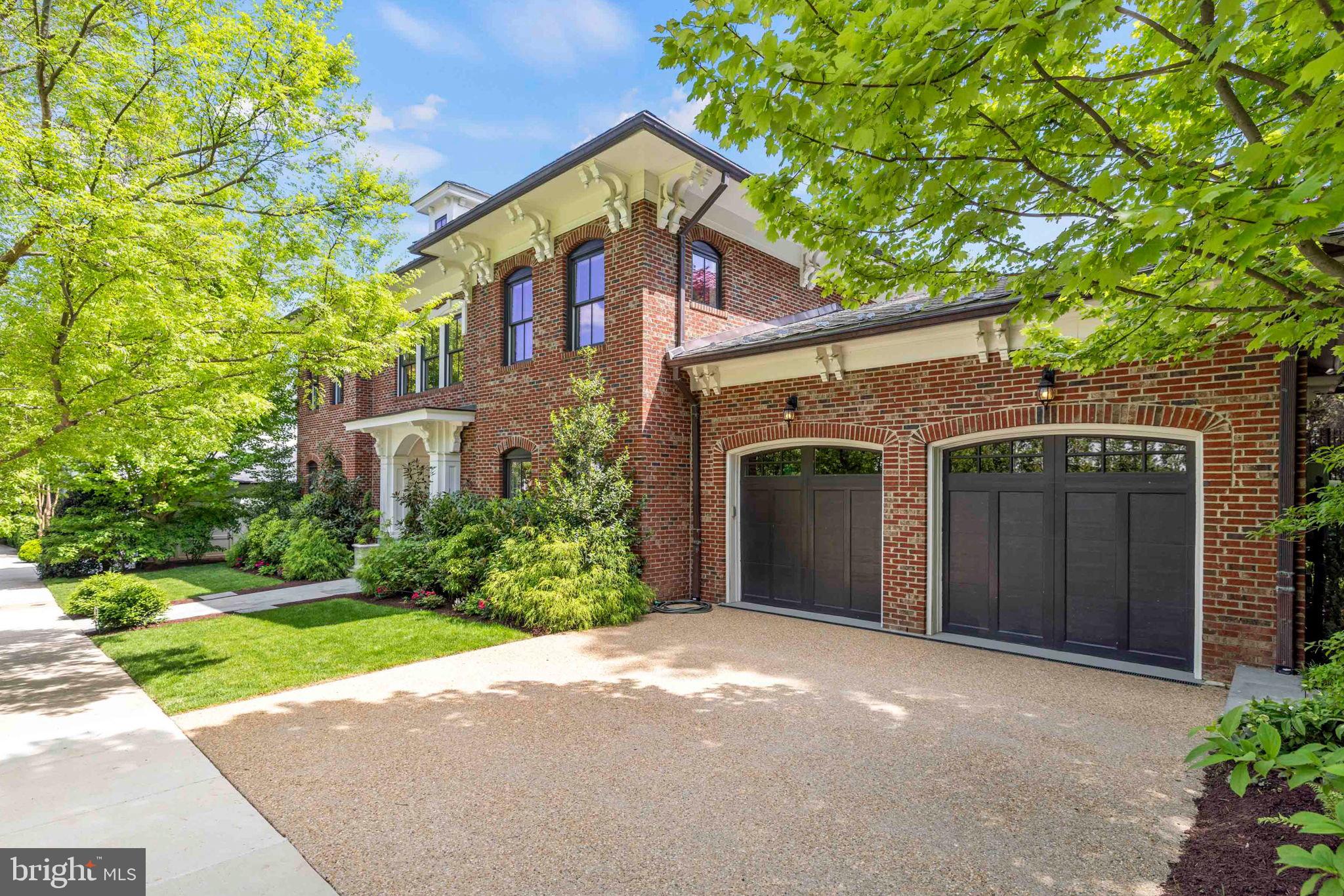 PHILLIPS PARK - Residential