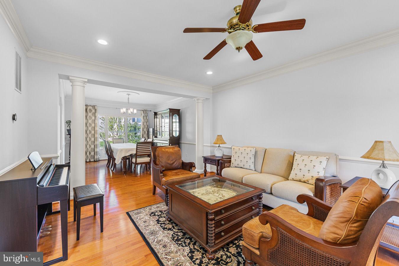 LOUDOUN VALLEY ESTATES - Residential