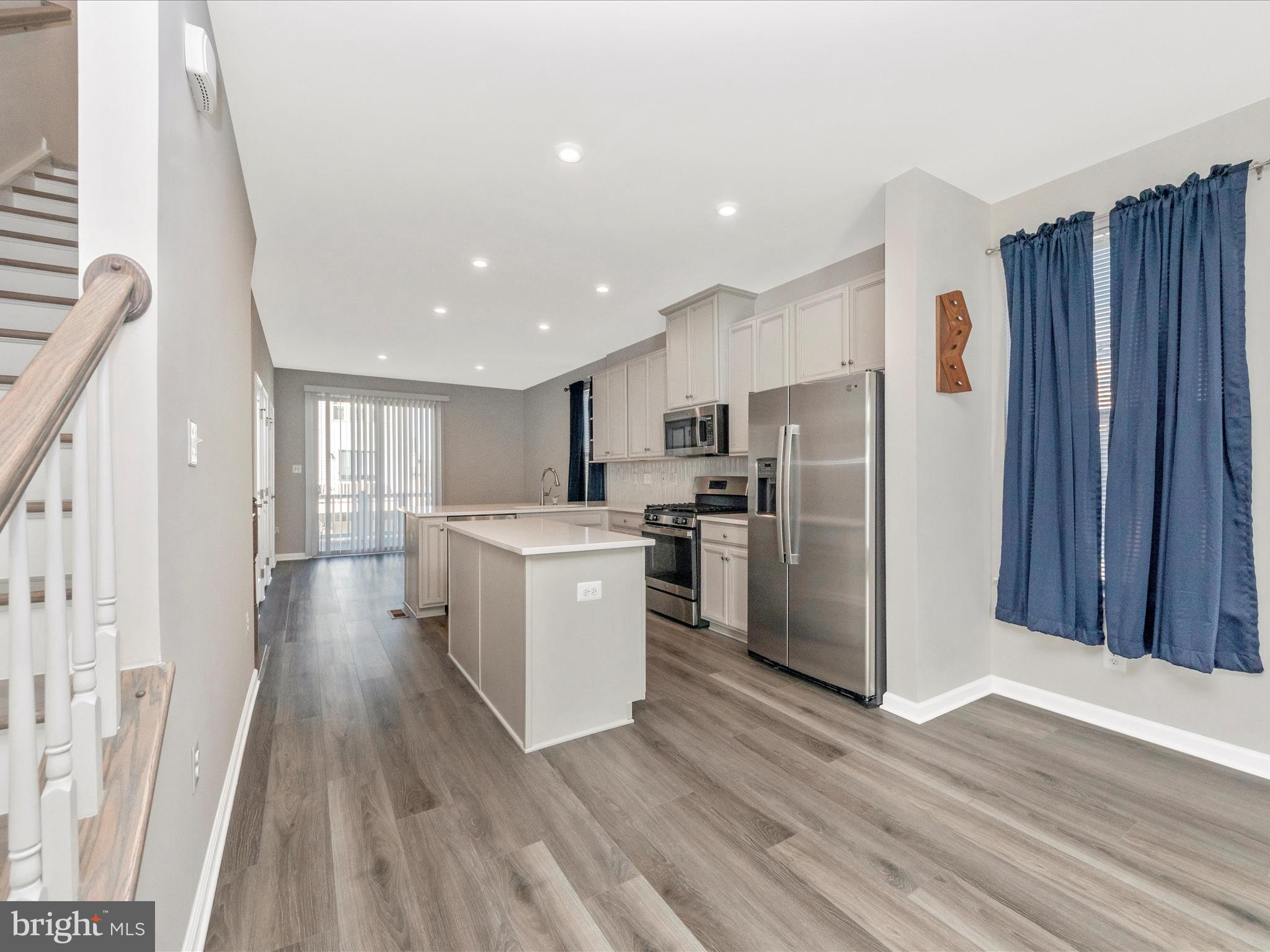 PARKSIDE - Residential