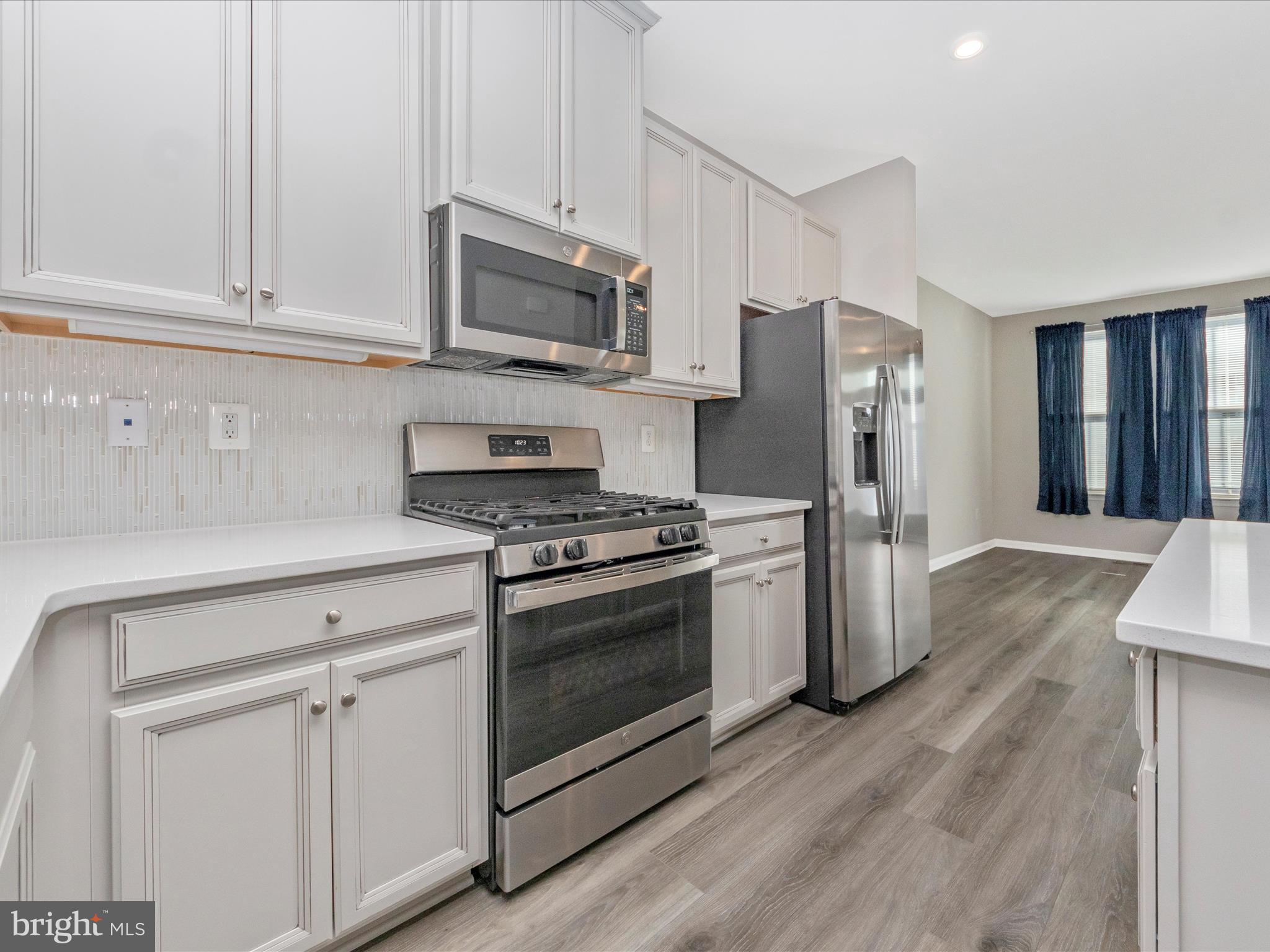 PARKSIDE - Residential