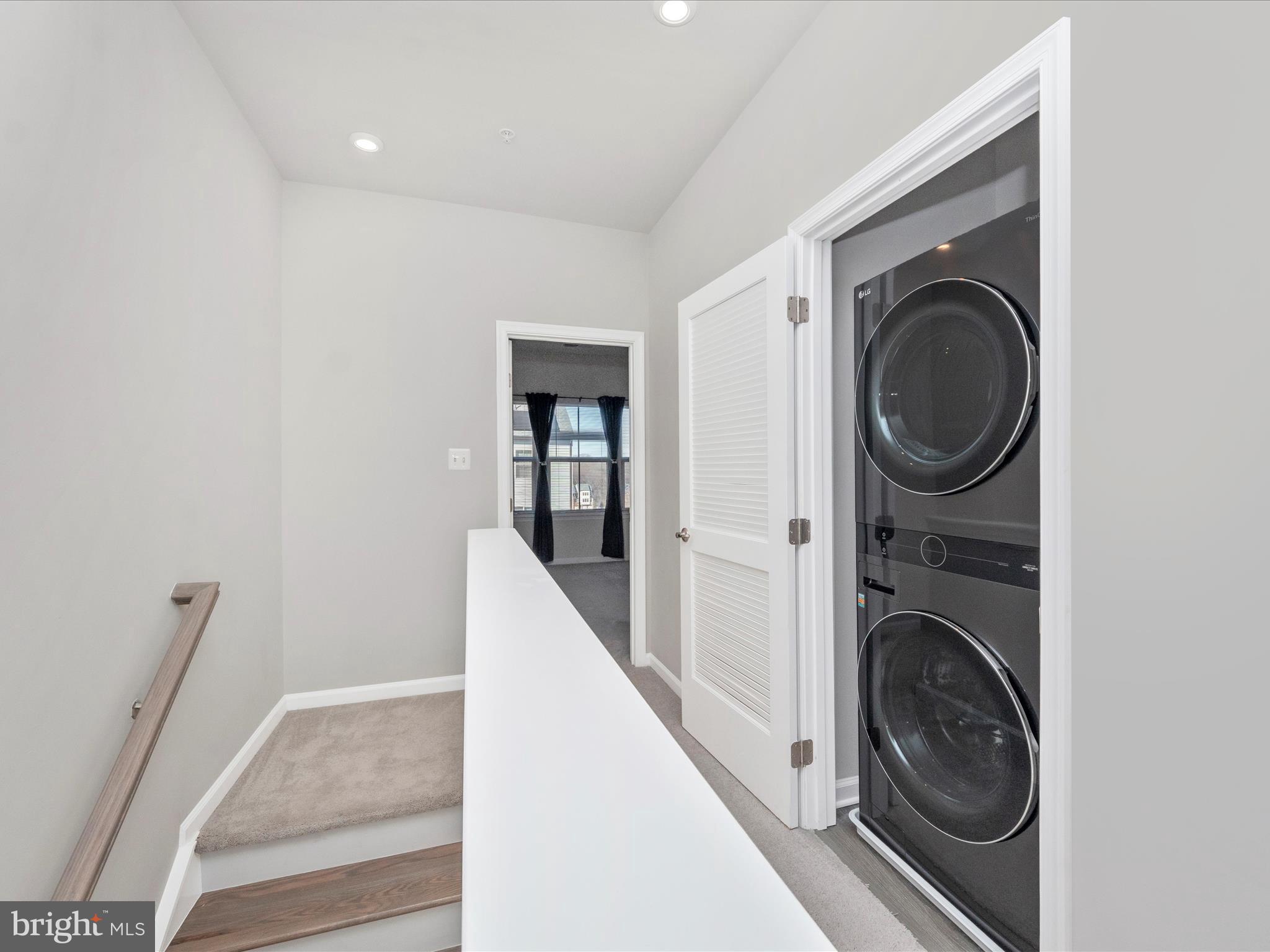 PARKSIDE - Residential