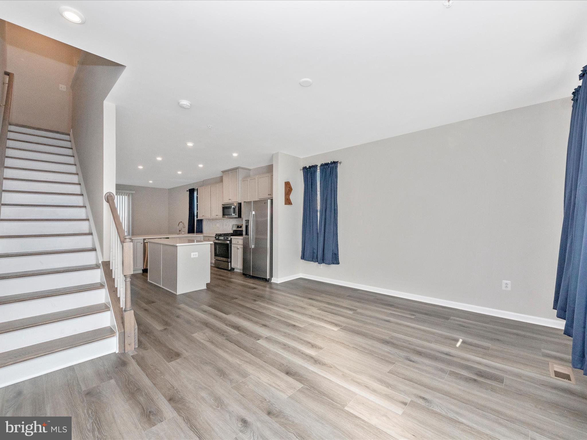 PARKSIDE - Residential