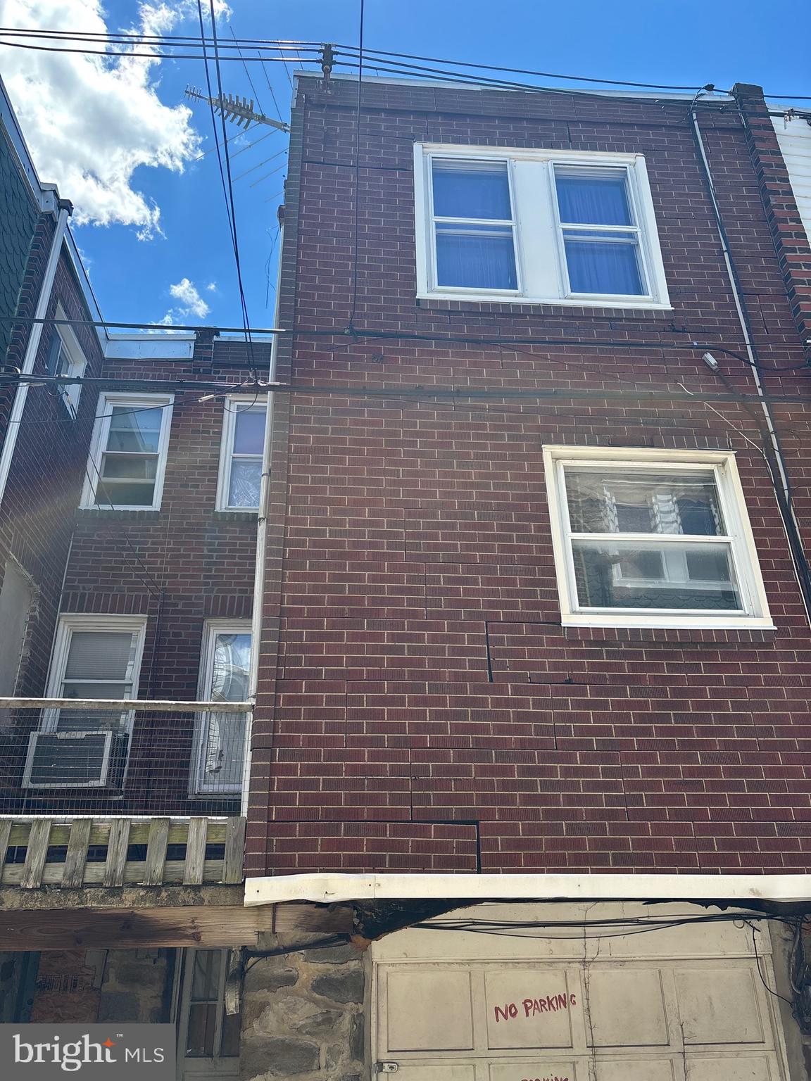 LAWNCREST - Residential