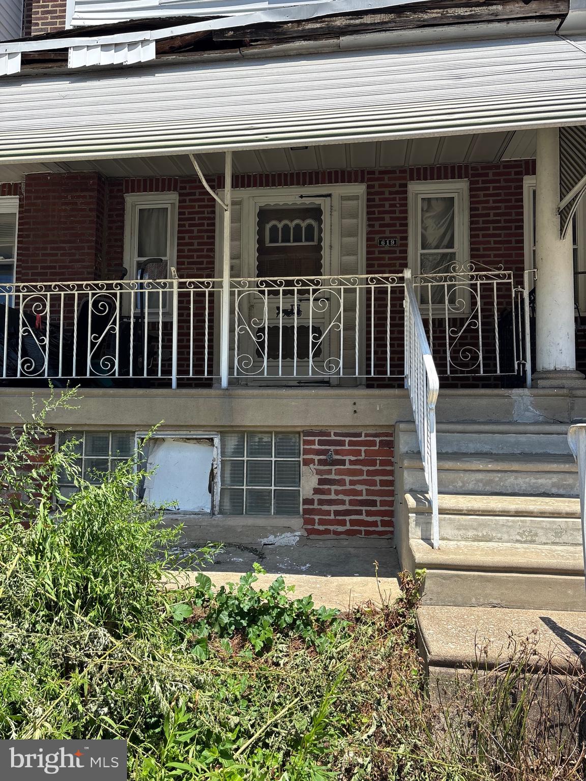 LAWNCREST - Residential