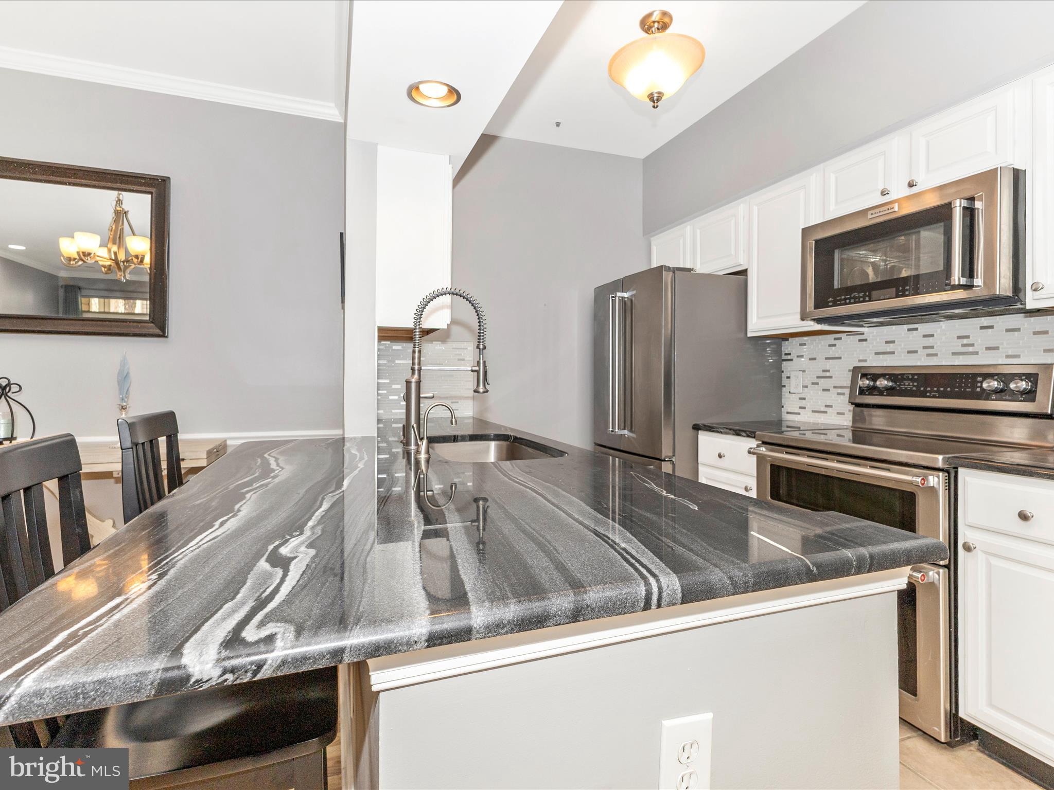 BENTLEY PLACE - Residential