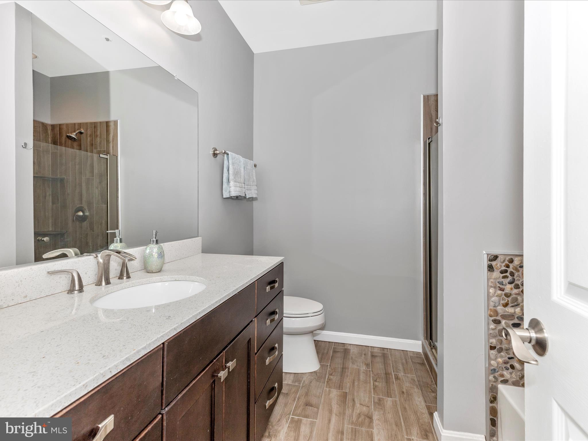 BENTLEY PLACE - Residential