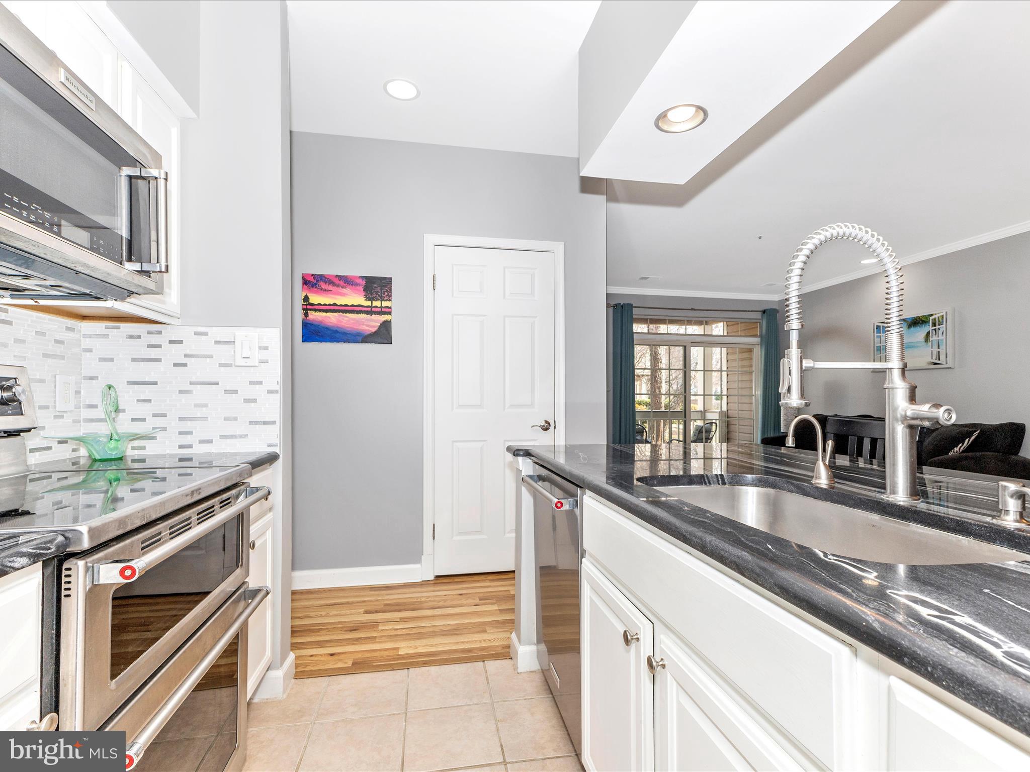 BENTLEY PLACE - Residential