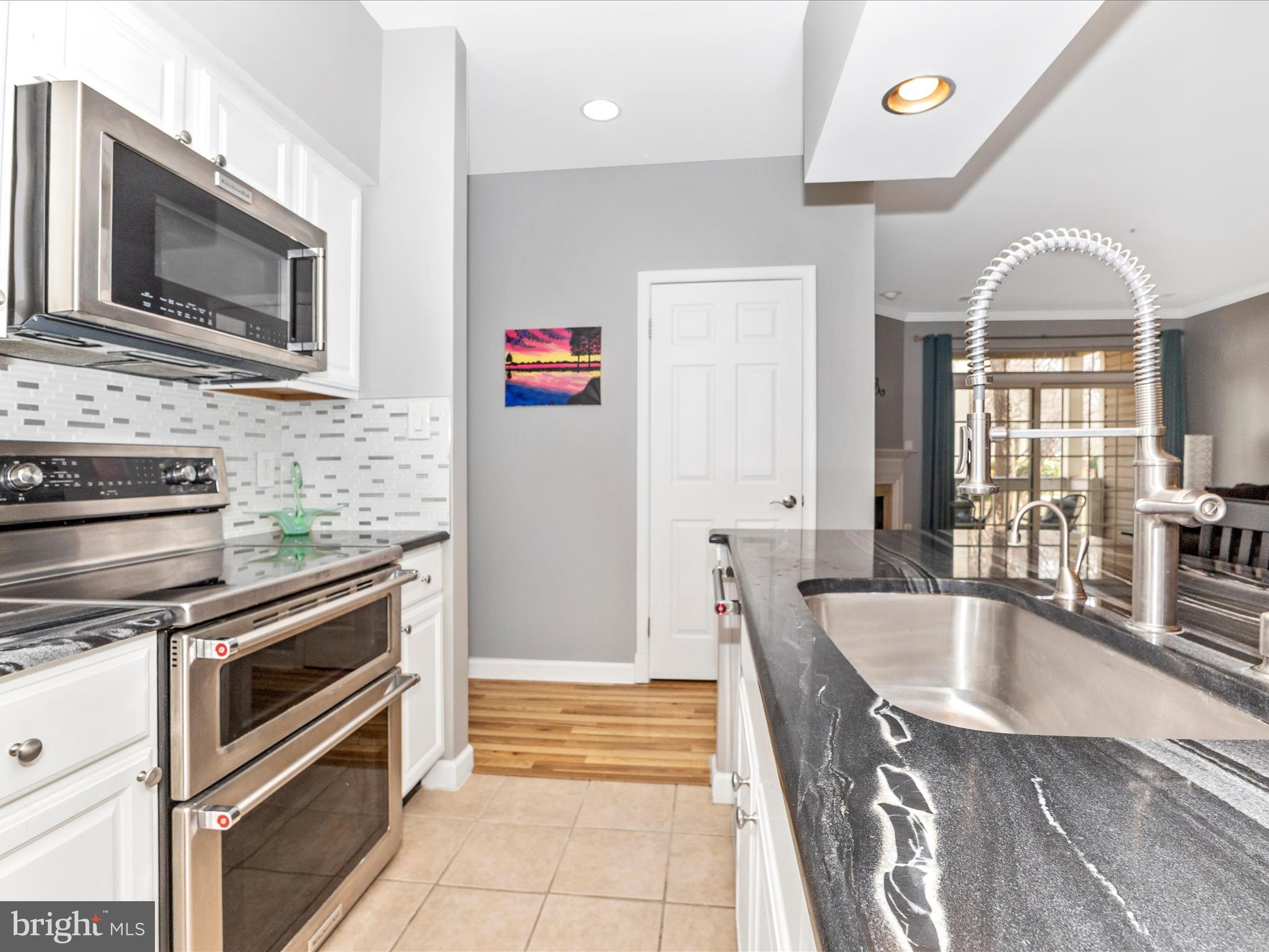 BENTLEY PLACE - Residential