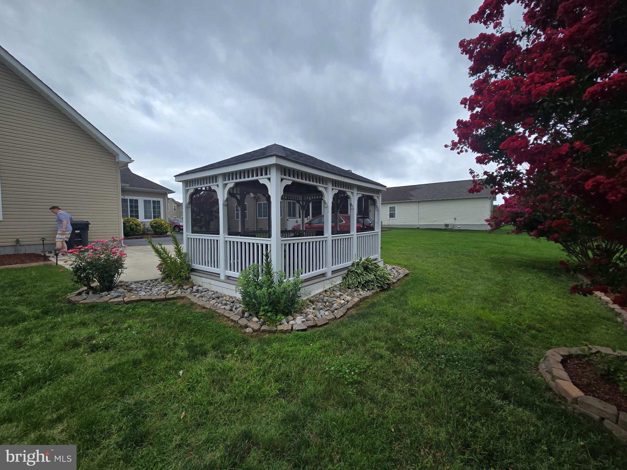 HEARTHSTONE MANOR - Residential